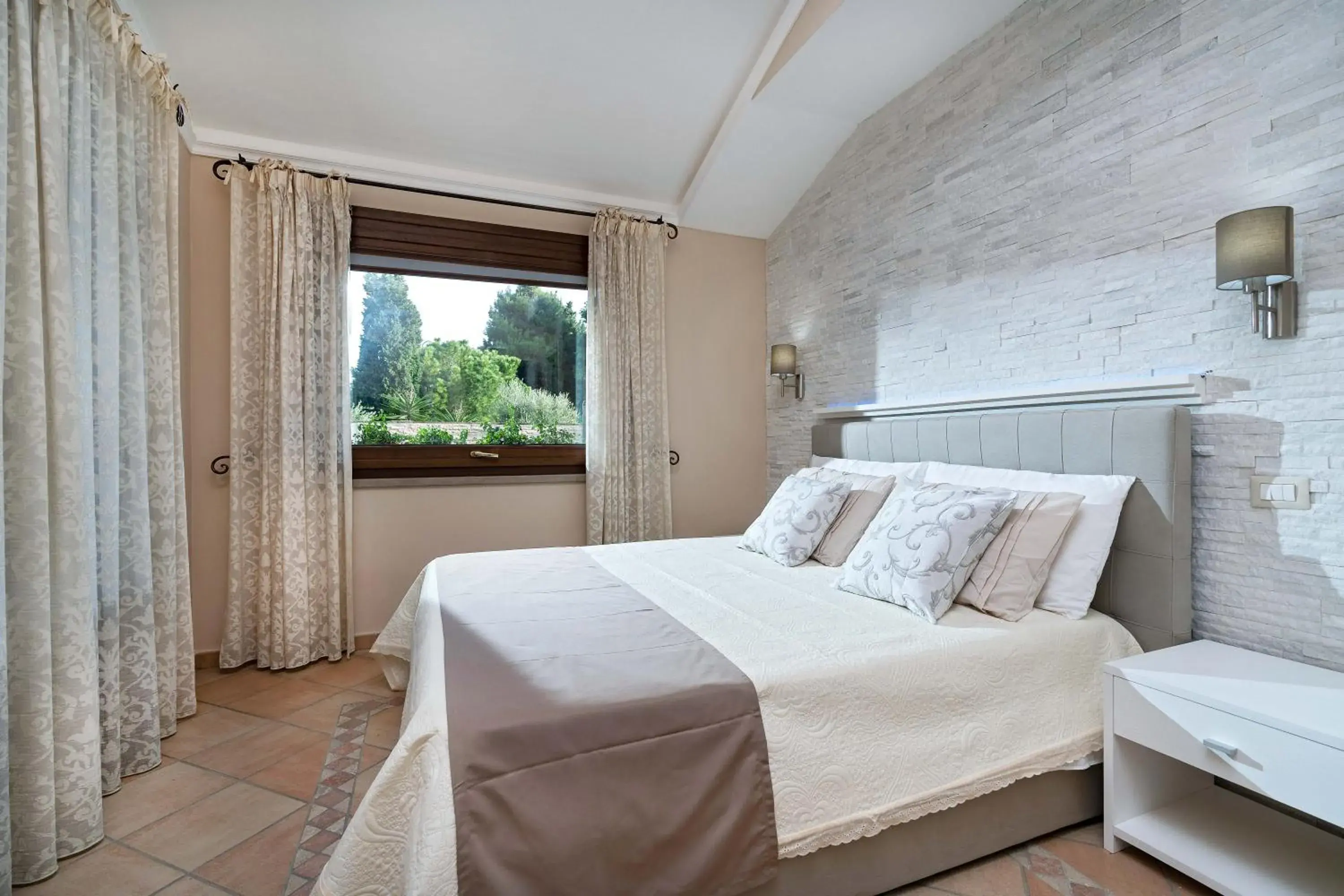 Double or Twin Room with Garden View - single occupancy in Villa Lina Double or Twin Room with Garden View - single occupancy in Villa Lina