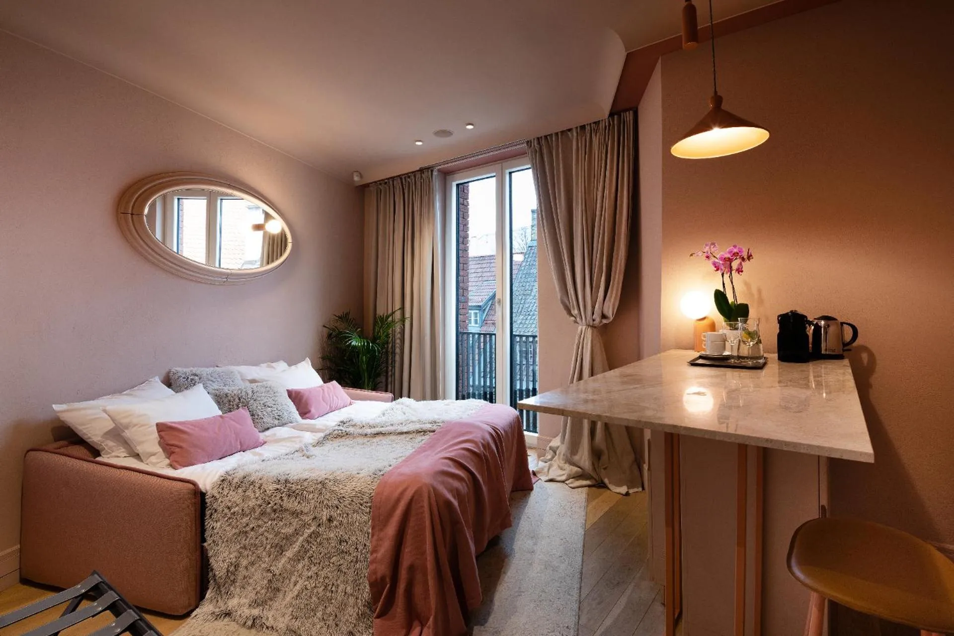 Bed in Redstone Apartments