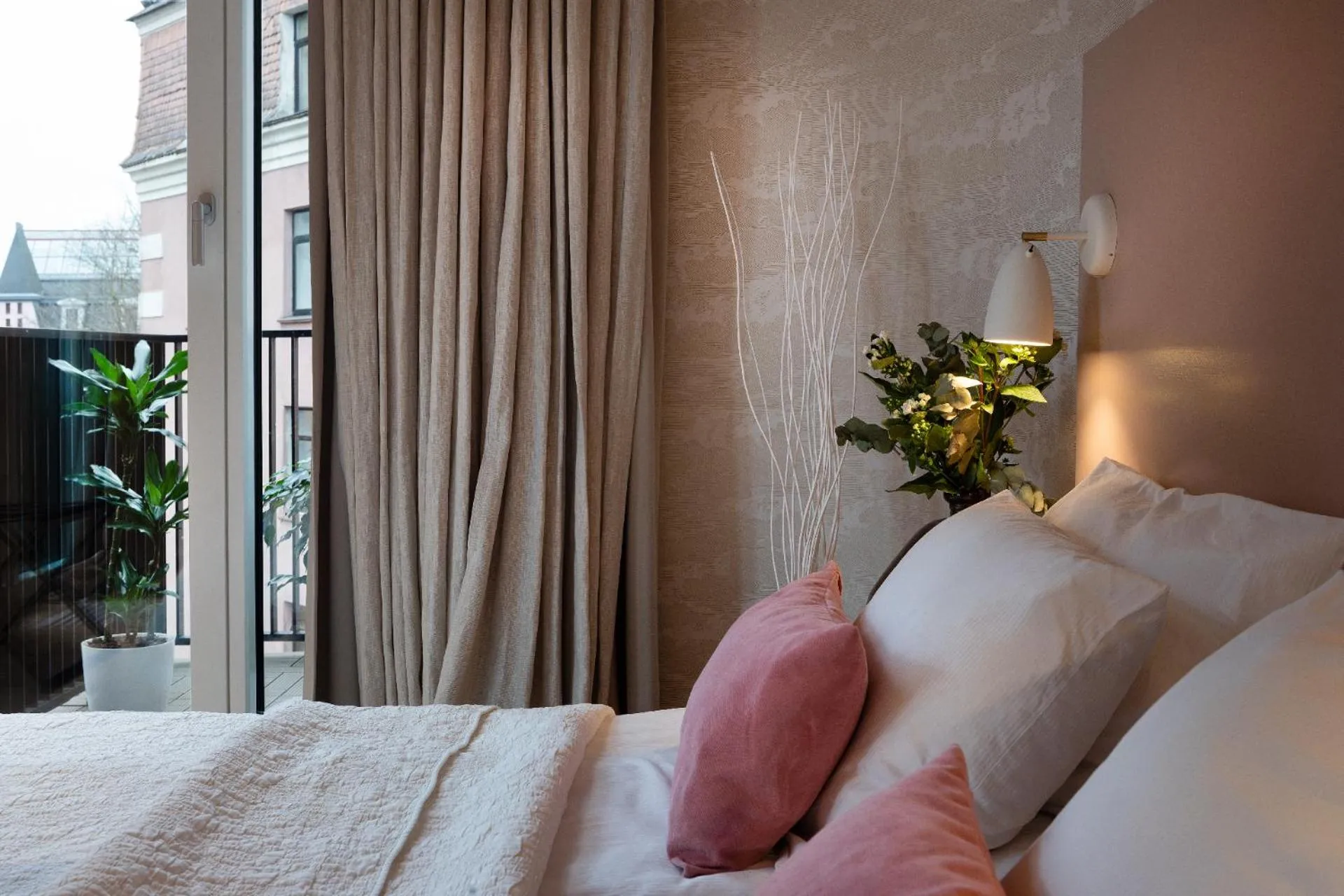 Bed in Redstone Apartments