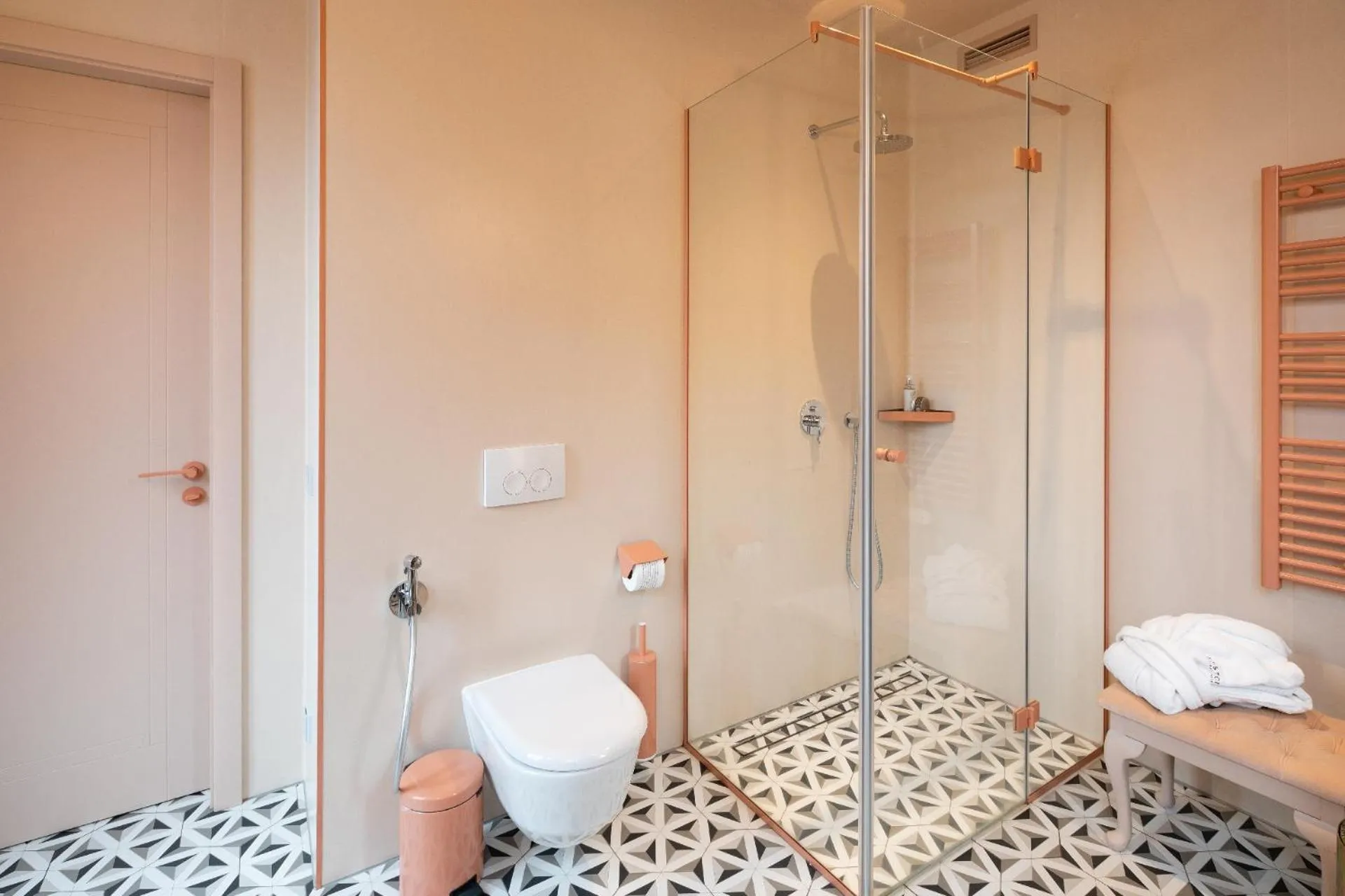 Shower in Redstone Apartments