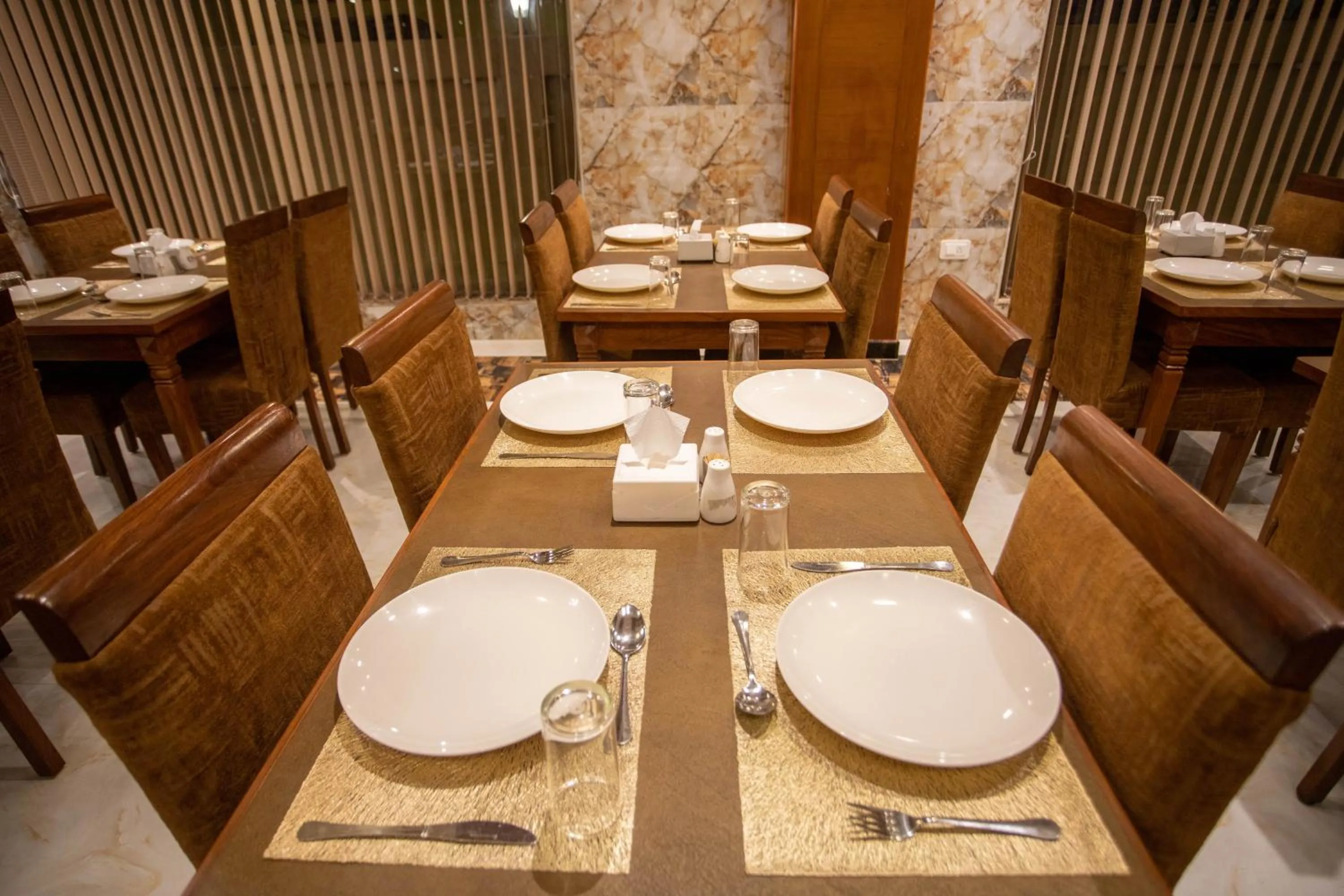 Restaurant/places to eat in Hotel Mahadev Inn Pokhara