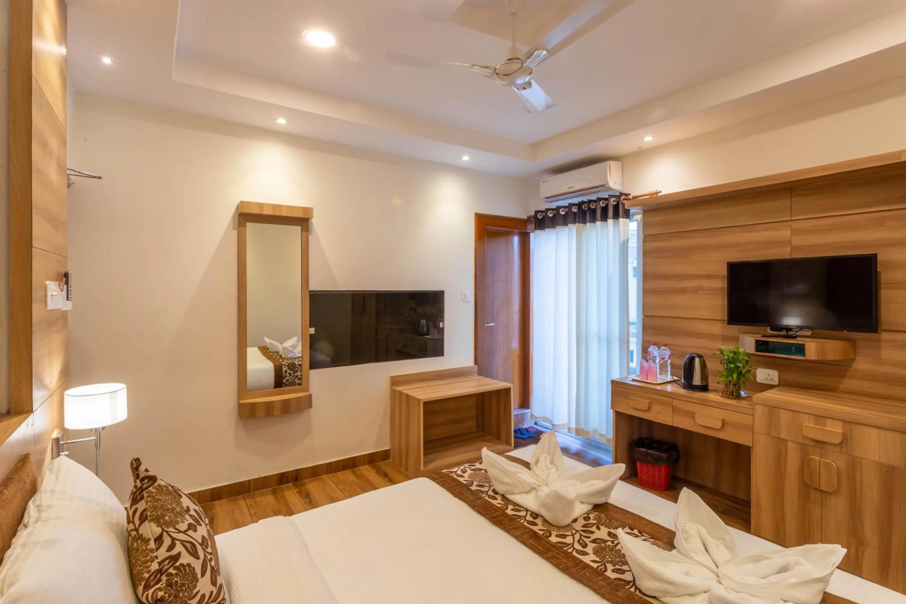 Bathroom, Bed in Hotel Mahadev Inn Pokhara