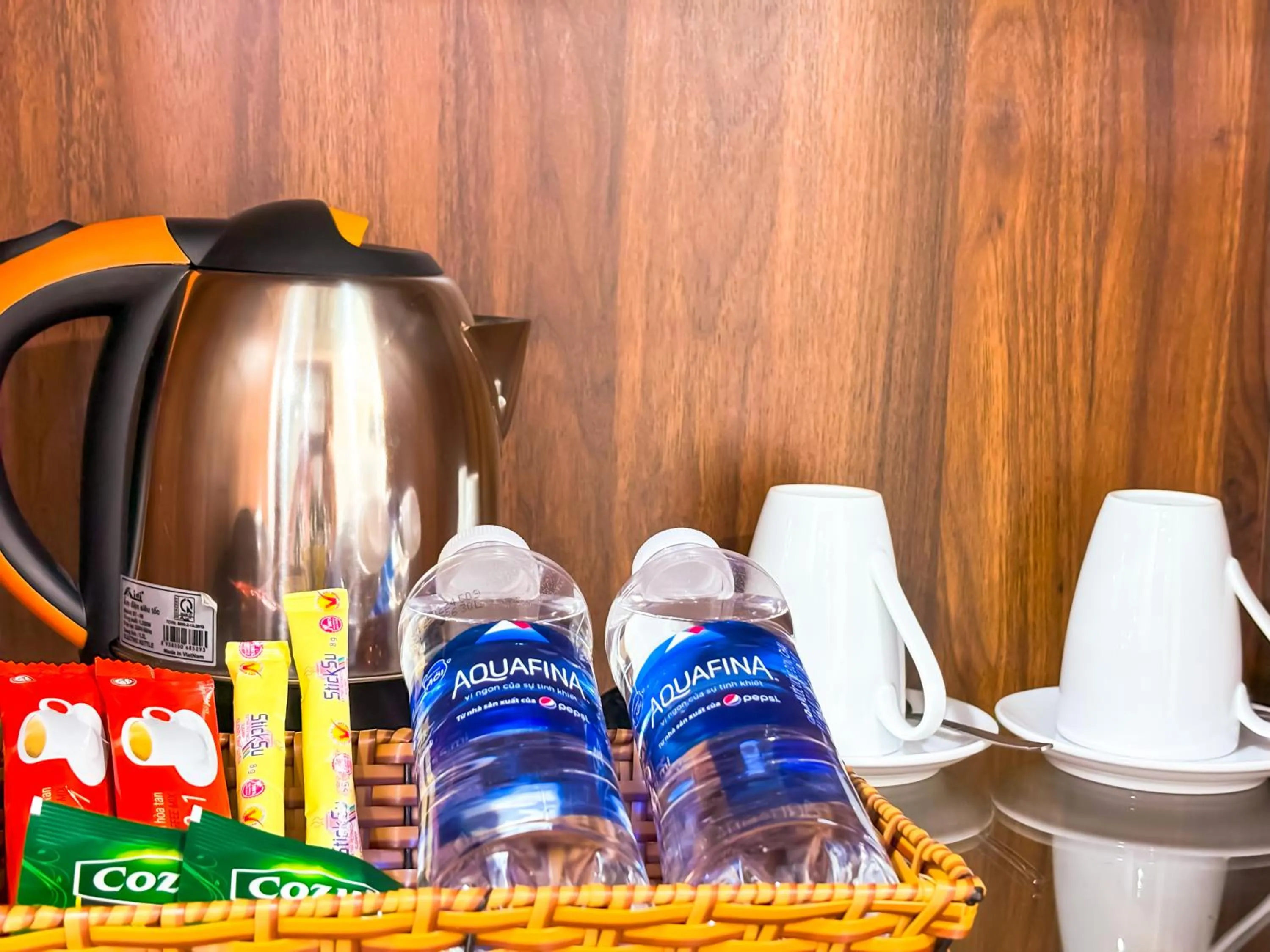 Coffee/tea facilities in NIGHT SEA HOTEL