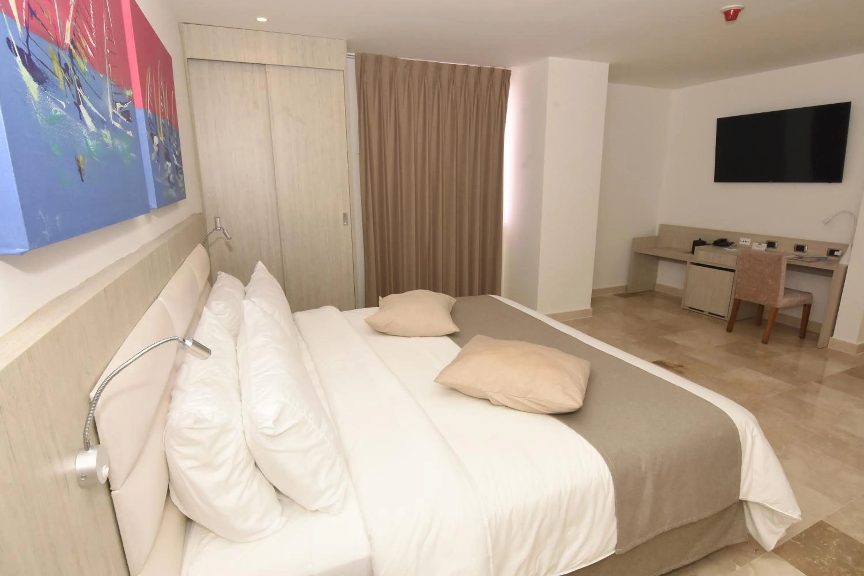 Bed in Radisson Diamond Barranquilla