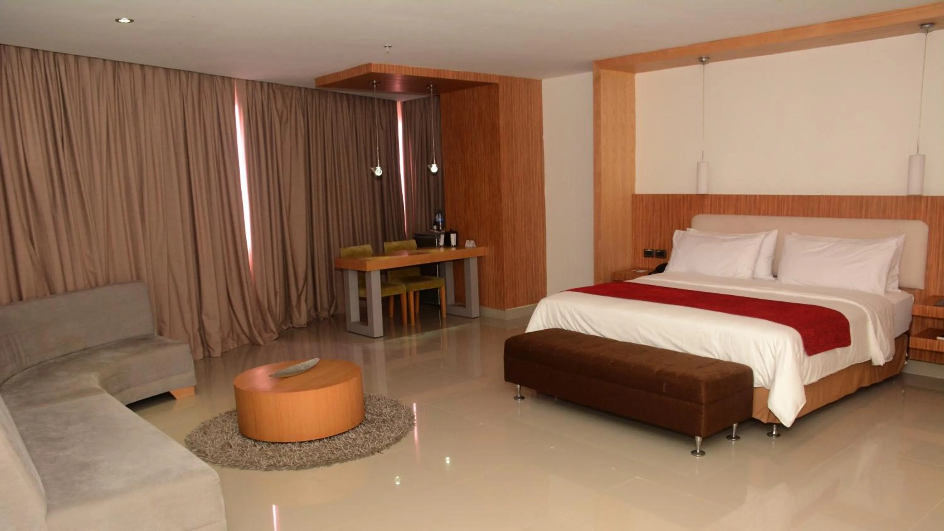 Bedroom, Bed in Radisson Diamond Barranquilla