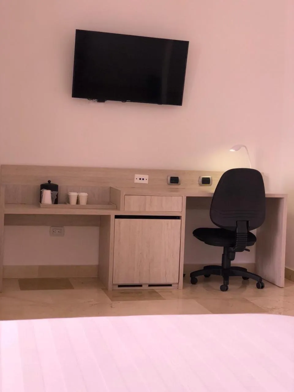 Living room, Bed in Radisson Diamond Barranquilla