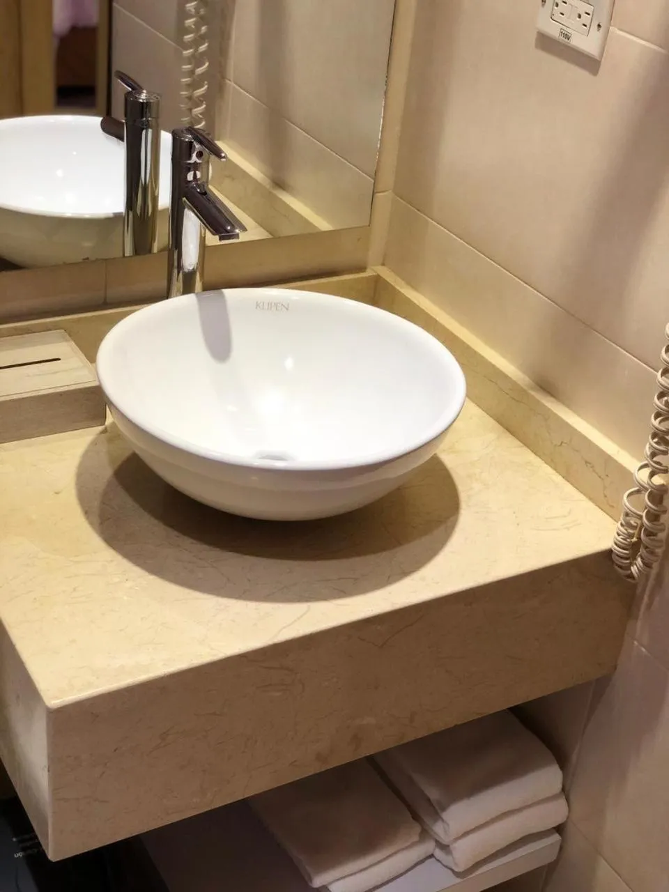 Bath in Radisson Diamond Barranquilla