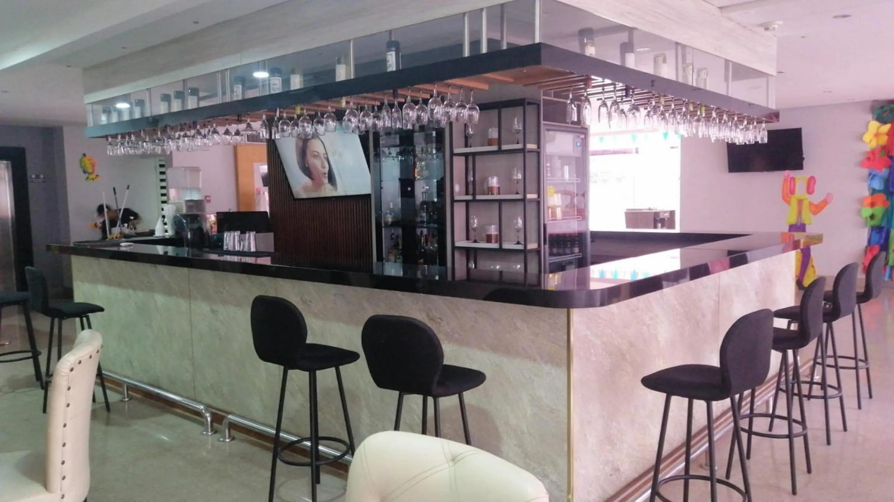 Lounge or bar in Radisson Diamond Barranquilla