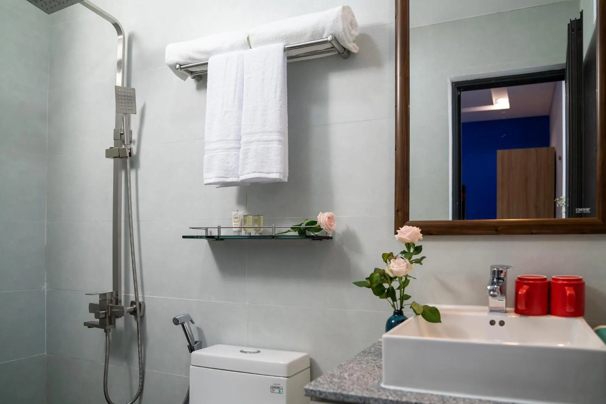 Shower in Harmony Homestay