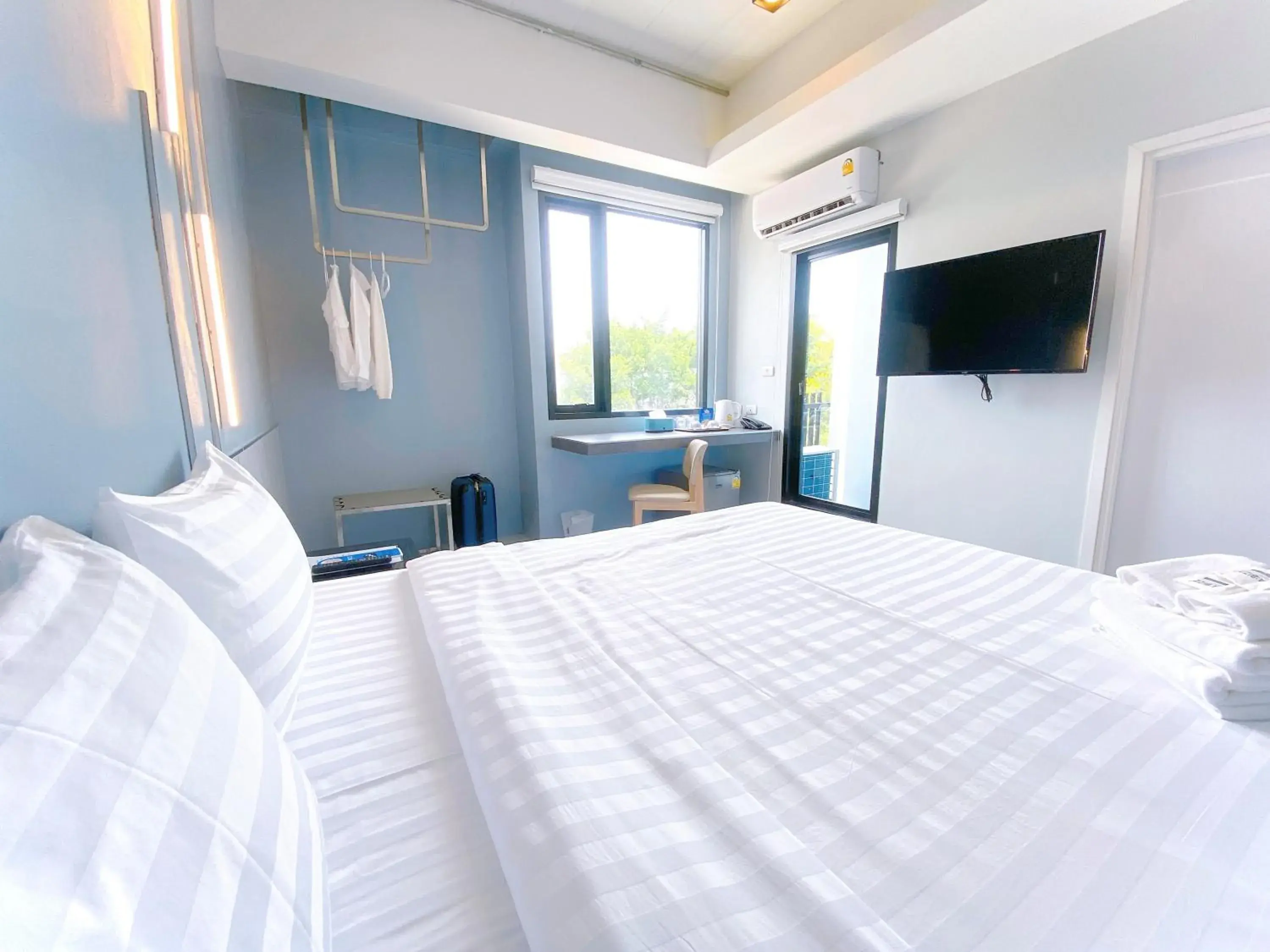 Bed in ABIZZ Hotel KwanPhayao Bed in ABIZZ Hotel KwanPhayao