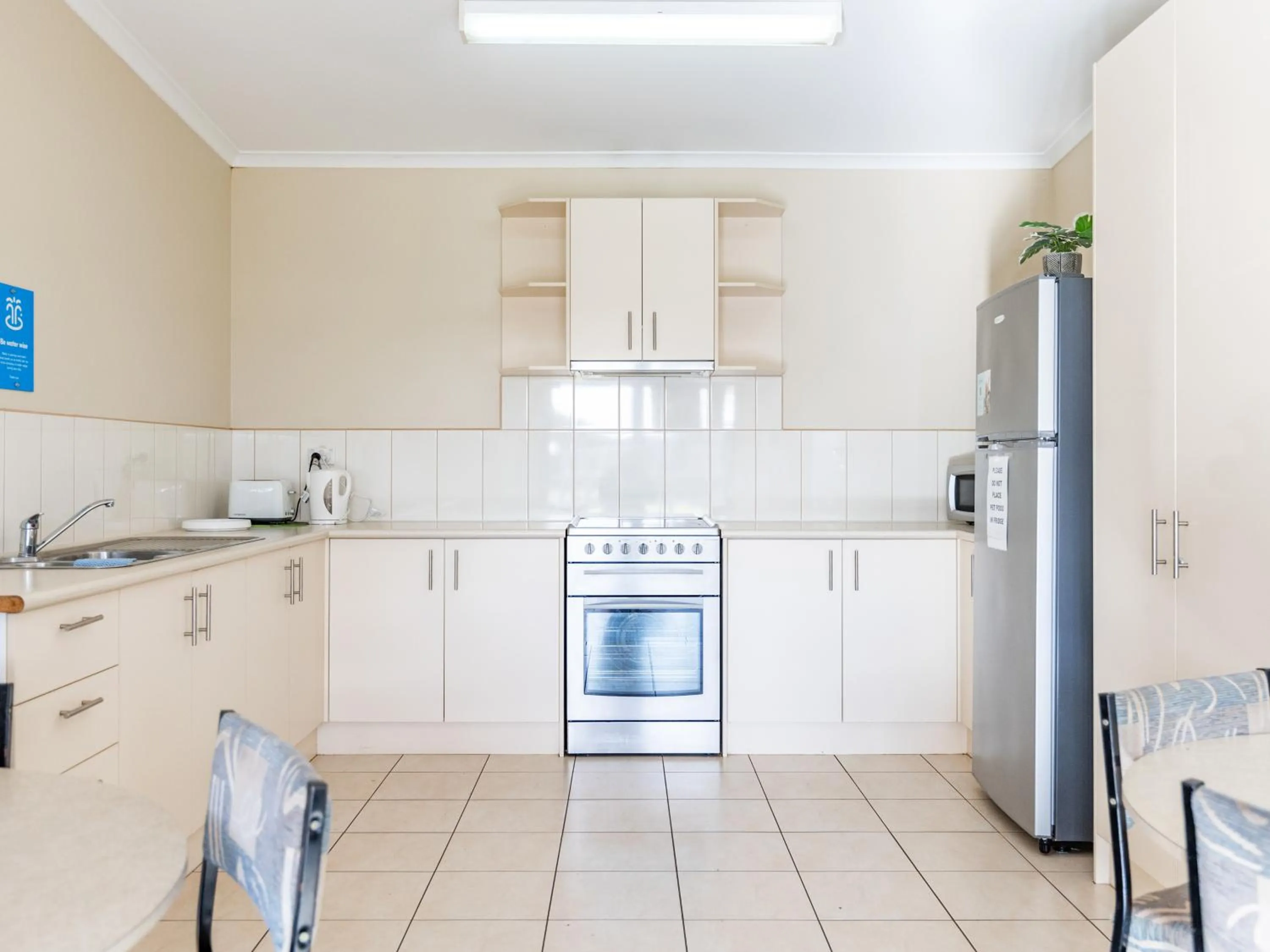 Kitchen or kitchenette in NRMA Yarrawonga Mulwala Holiday Park