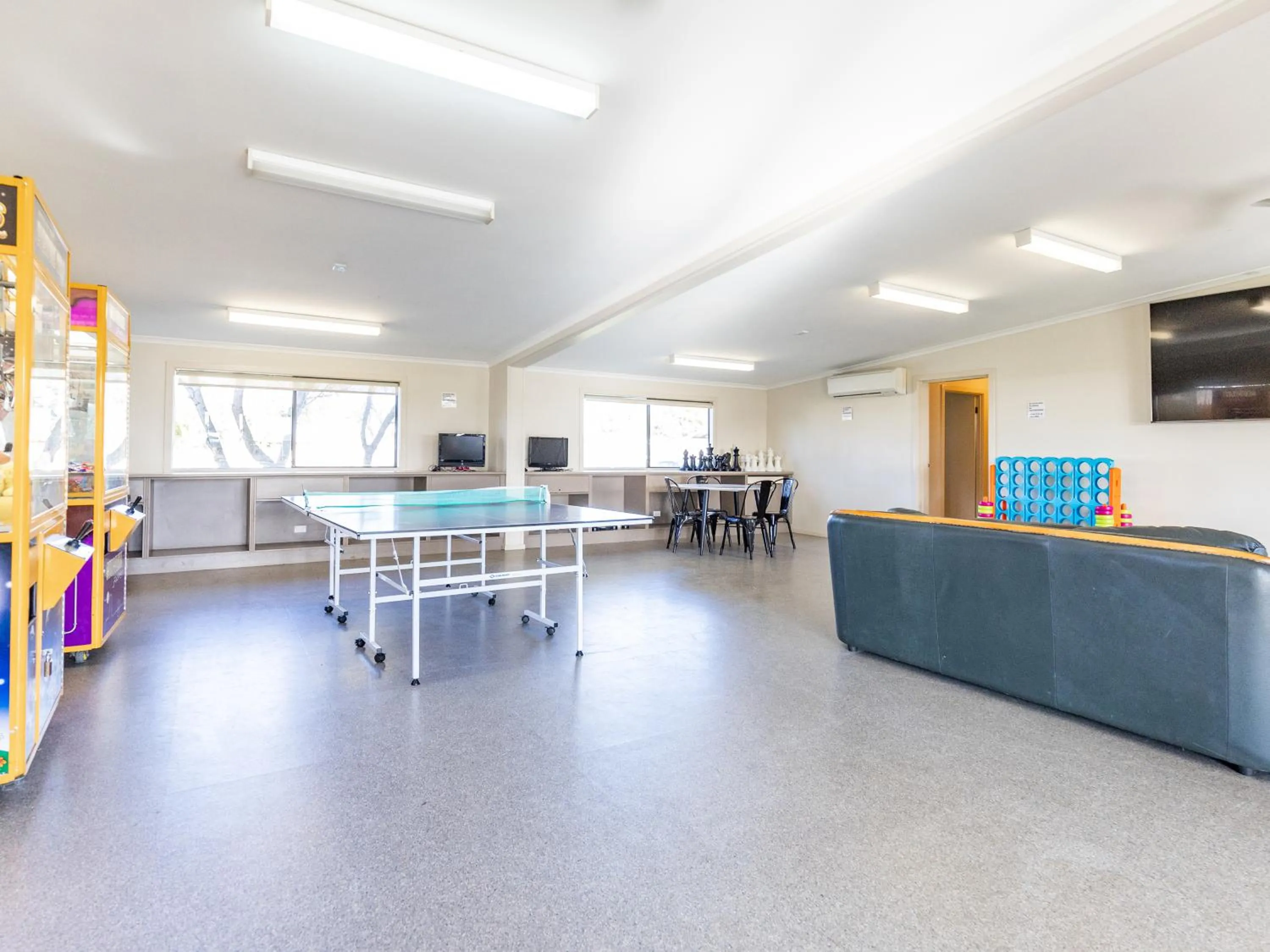 Communal lounge/ TV room in NRMA Yarrawonga Mulwala Holiday Park