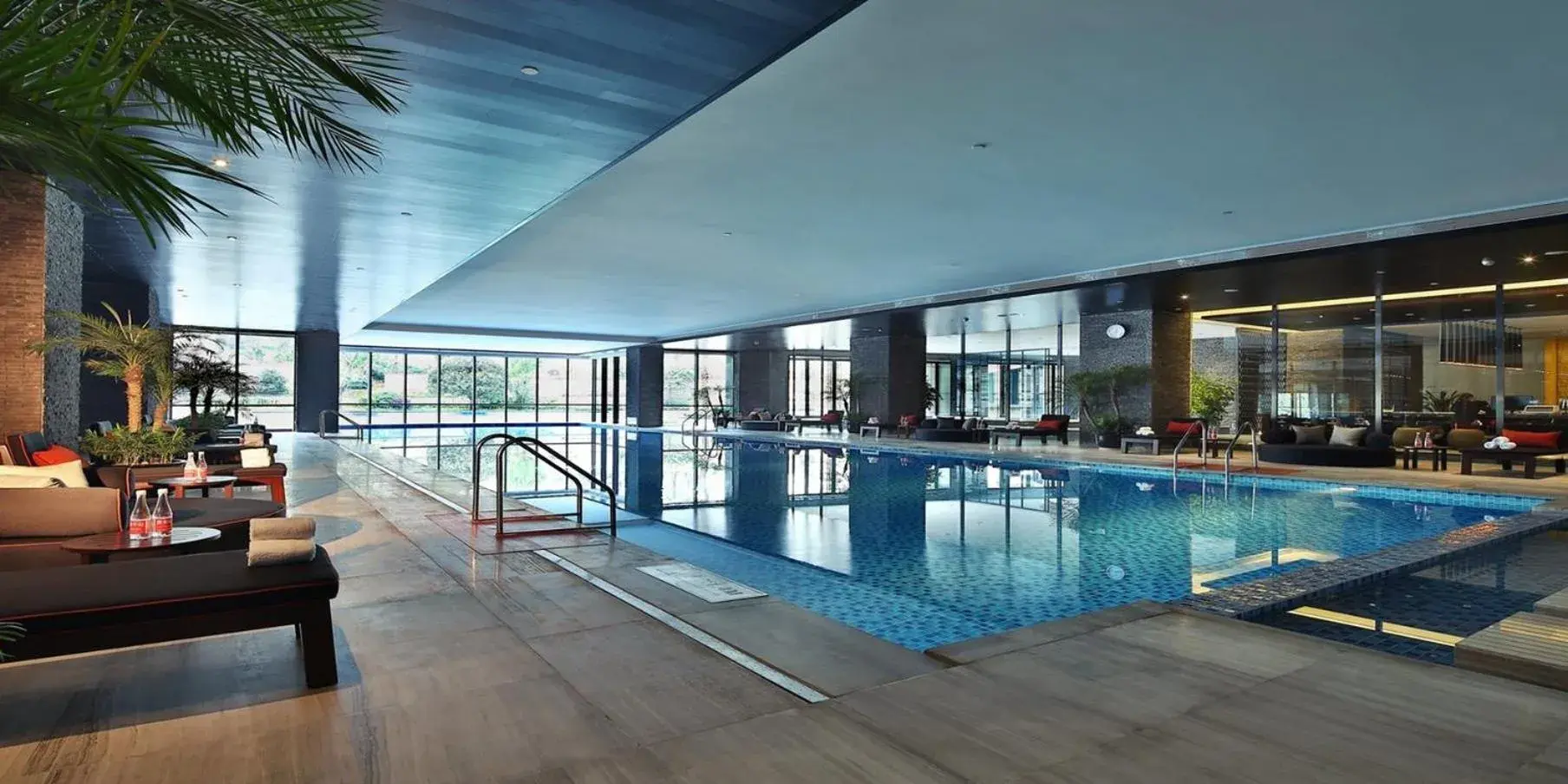 Swimming pool in Crowne Plaza Chengdu West by IHG Swimming pool in Crowne Plaza Chengdu West by IHG