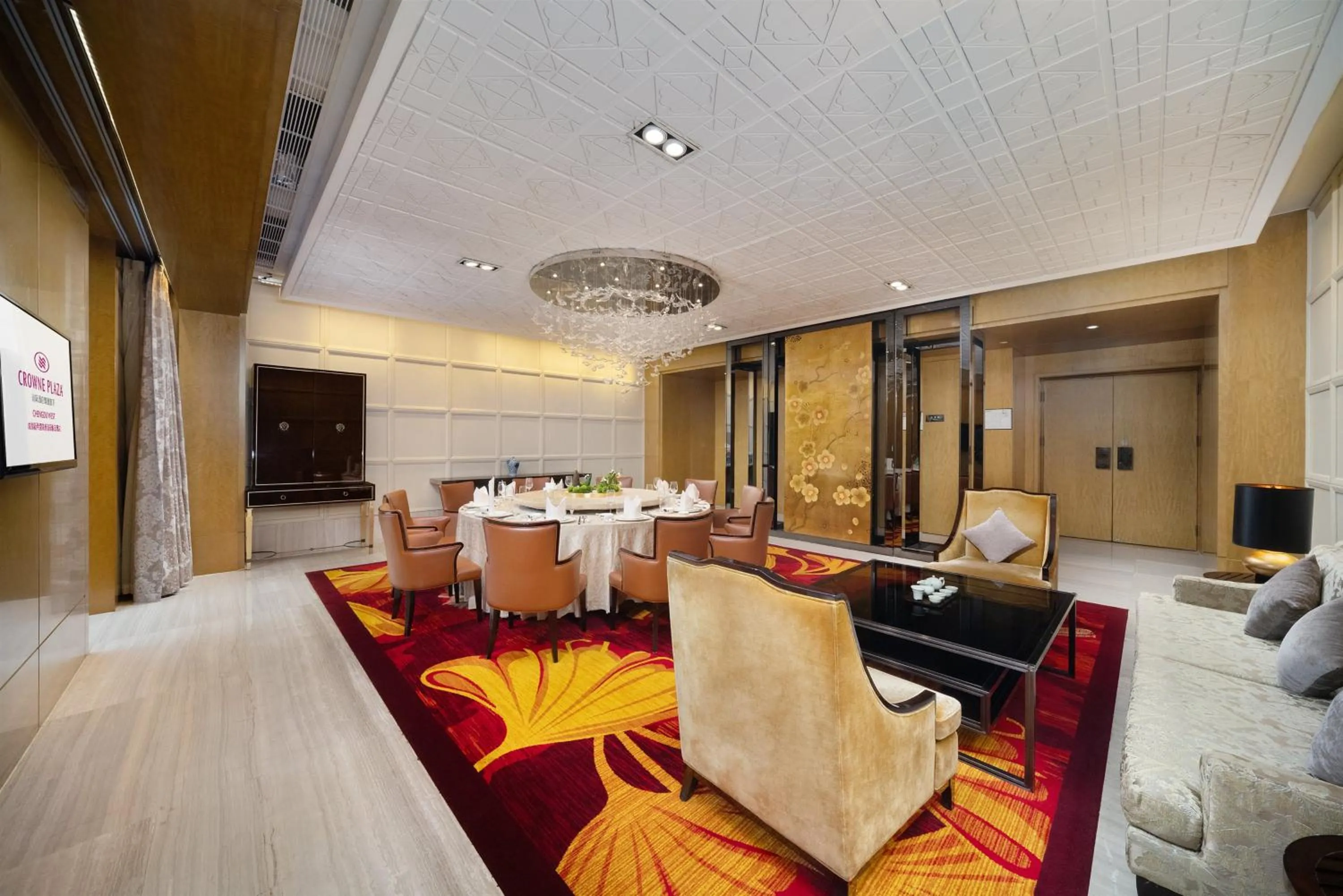 Restaurant/places to eat in Crowne Plaza Chengdu West by IHG