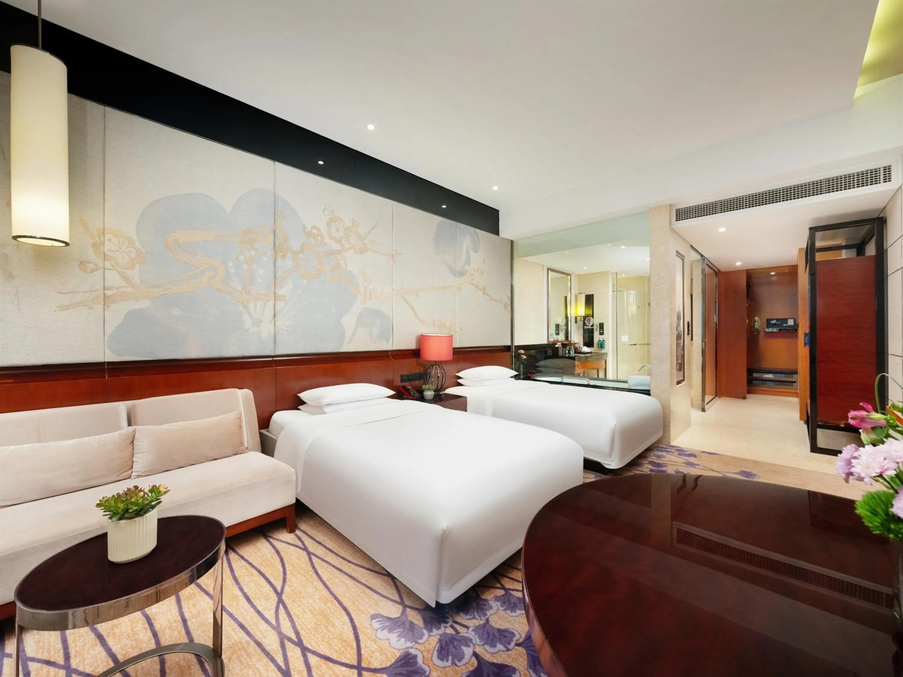 Bed in Crowne Plaza Chengdu West by IHG