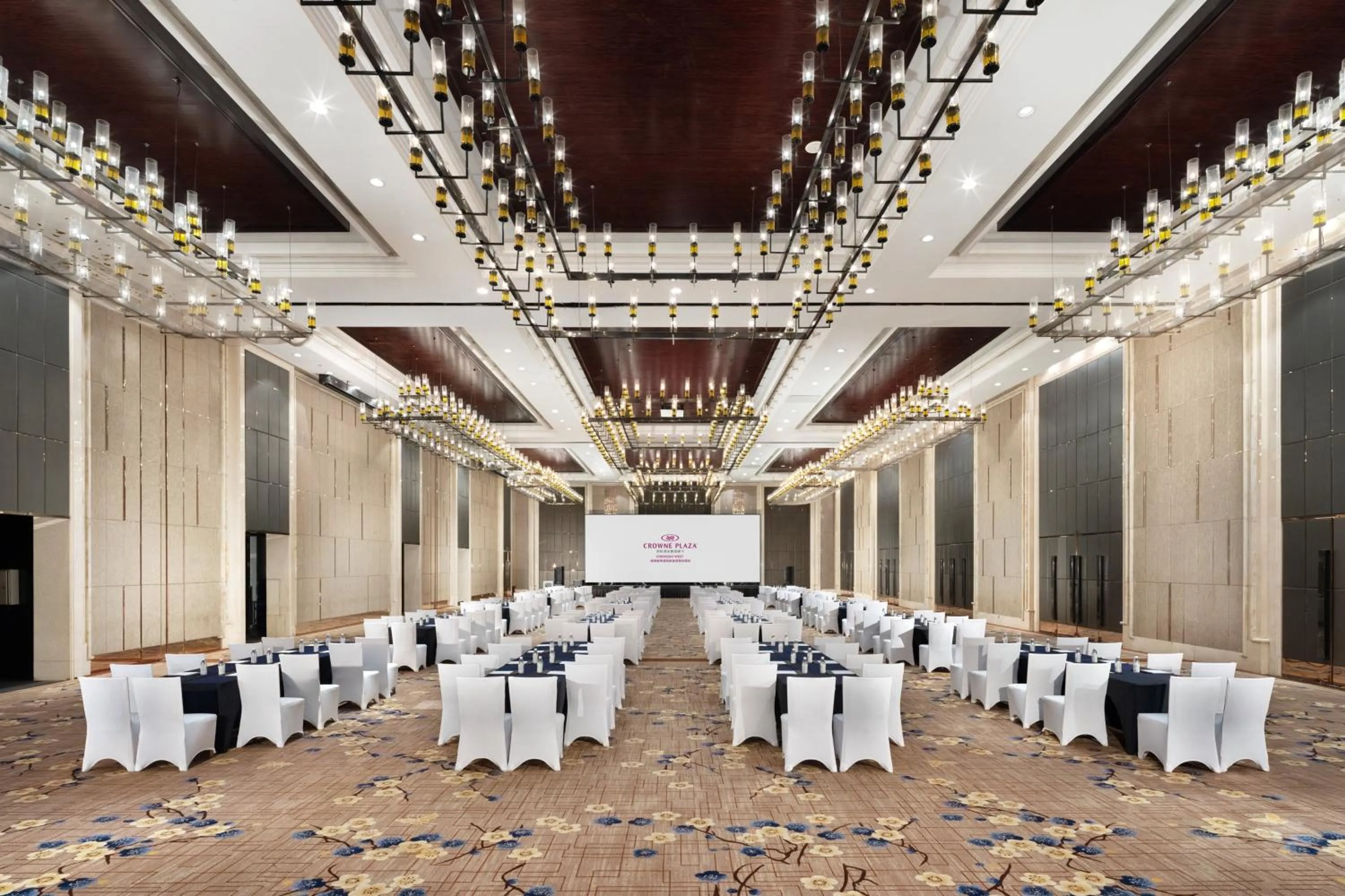 Banquet/Function facilities in Crowne Plaza Chengdu West by IHG
