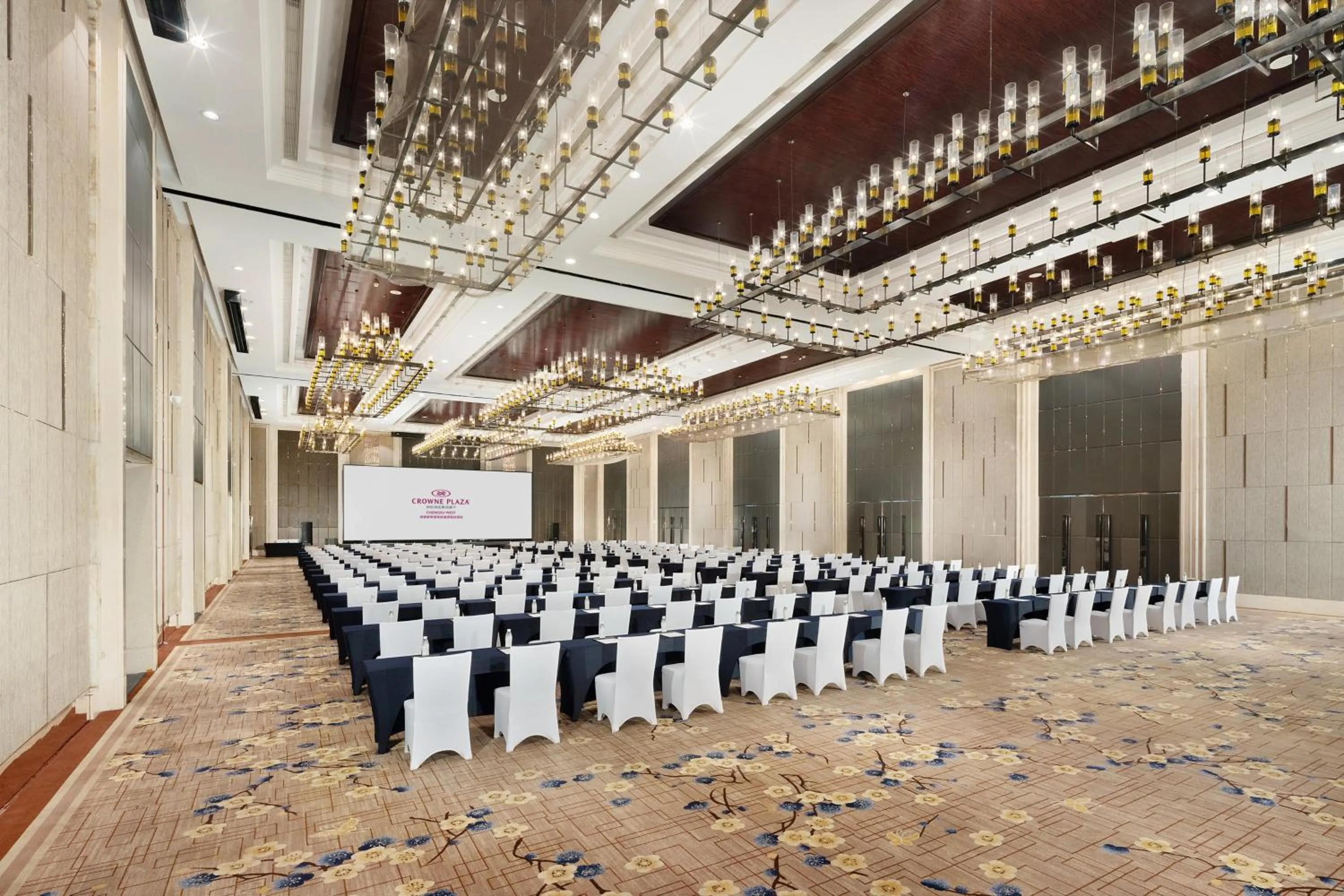 Banquet/Function facilities in Crowne Plaza Chengdu West by IHG