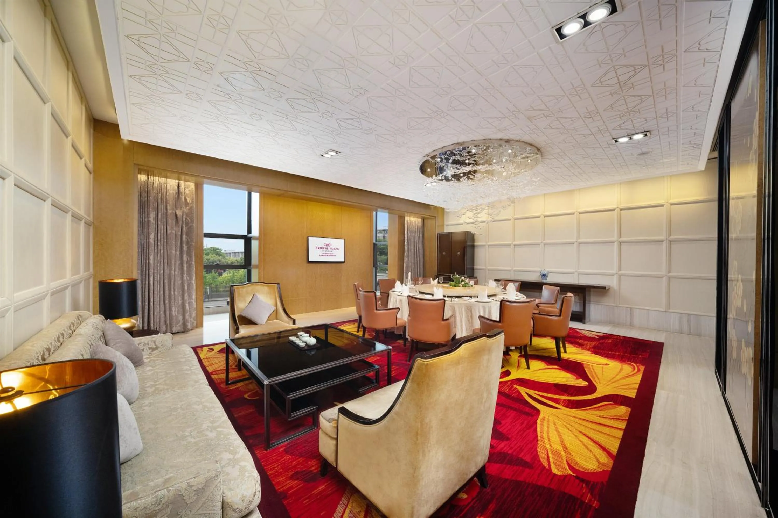 Restaurant/places to eat in Crowne Plaza Chengdu West by IHG