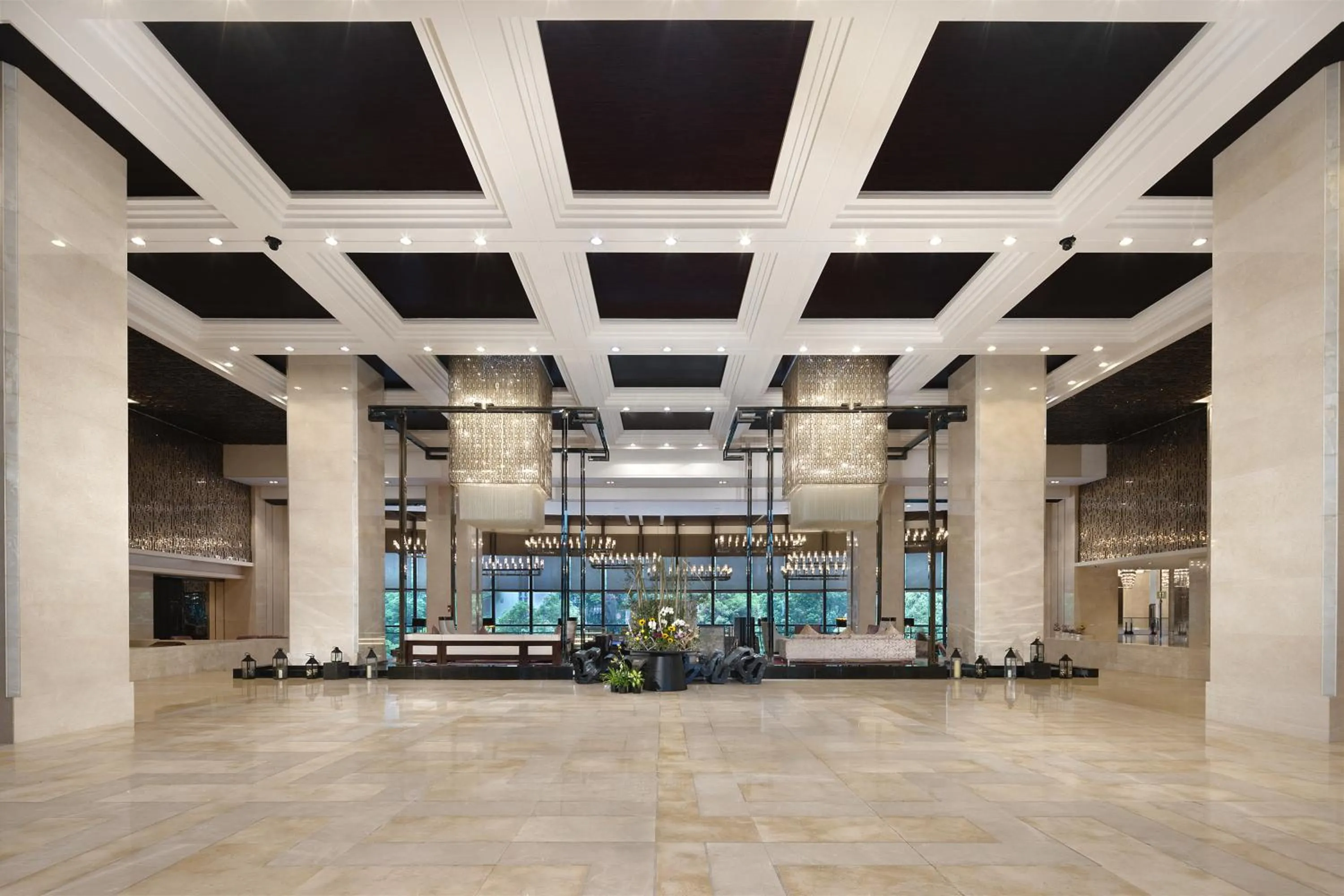 Lobby or reception in Crowne Plaza Chengdu West by IHG