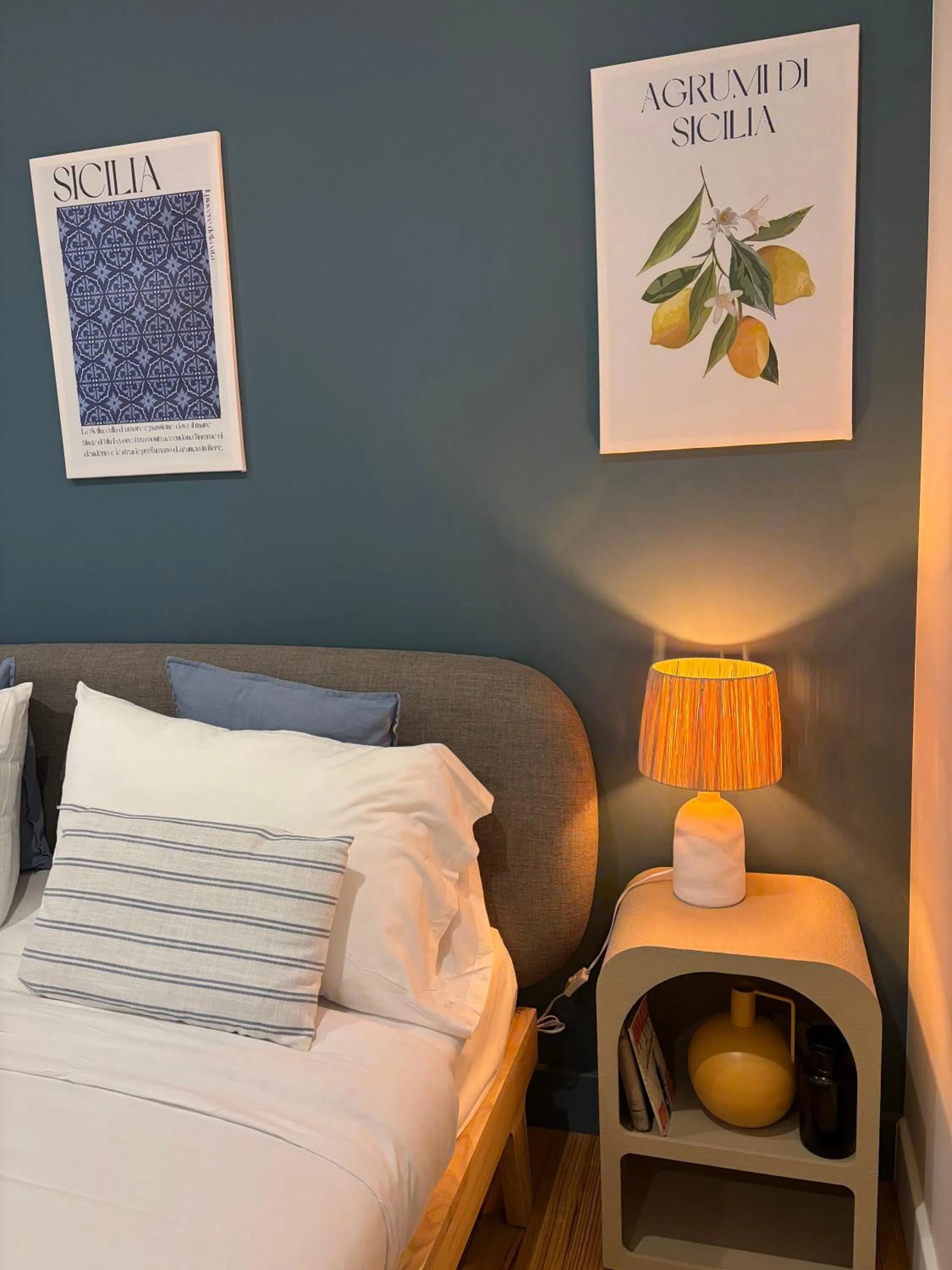 Decorative detail, Bed in Maison Farol