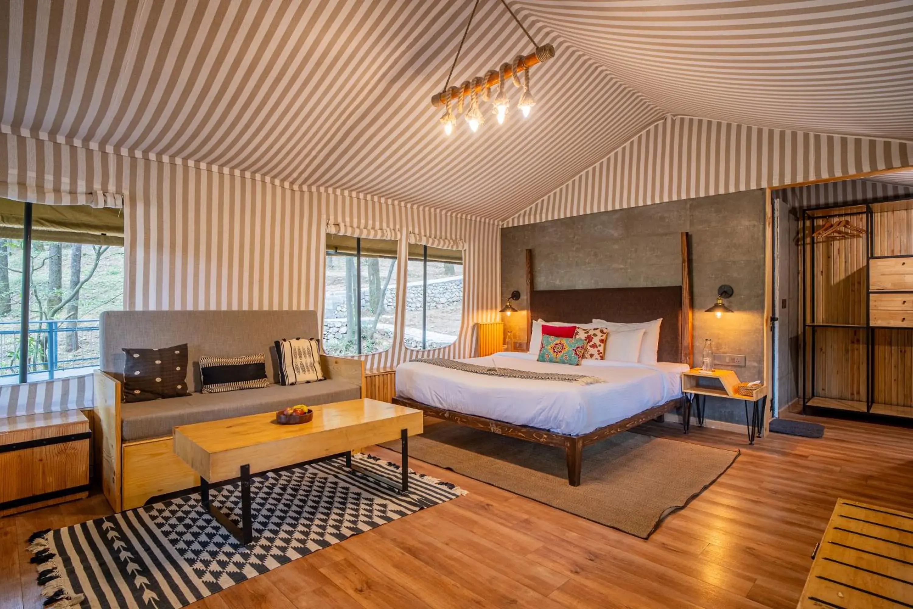 Surveyor Grand Suite Forest Valley View in Everest Base Camp, Near George Everest House, 5kms from Library chowk Surveyor Grand Suite Forest Valley View in Everest Base Camp, Near George Everest House, 5kms from Library chowk