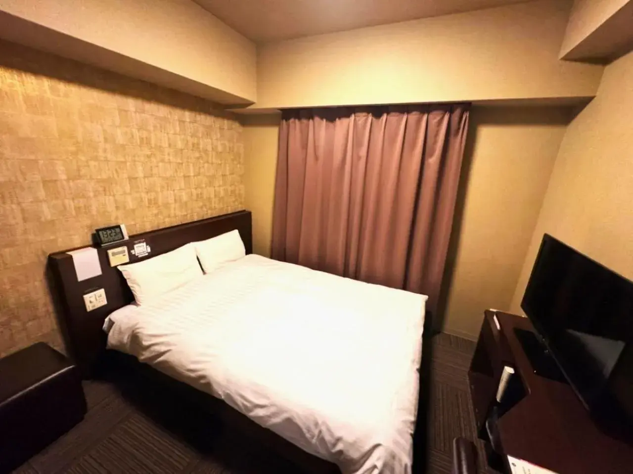 Double Room - Non-Smoking in Dormy Inn Premium Namba Natural Hot Spring Double Room - Non-Smoking in Dormy Inn Premium Namba Natural Hot Spring