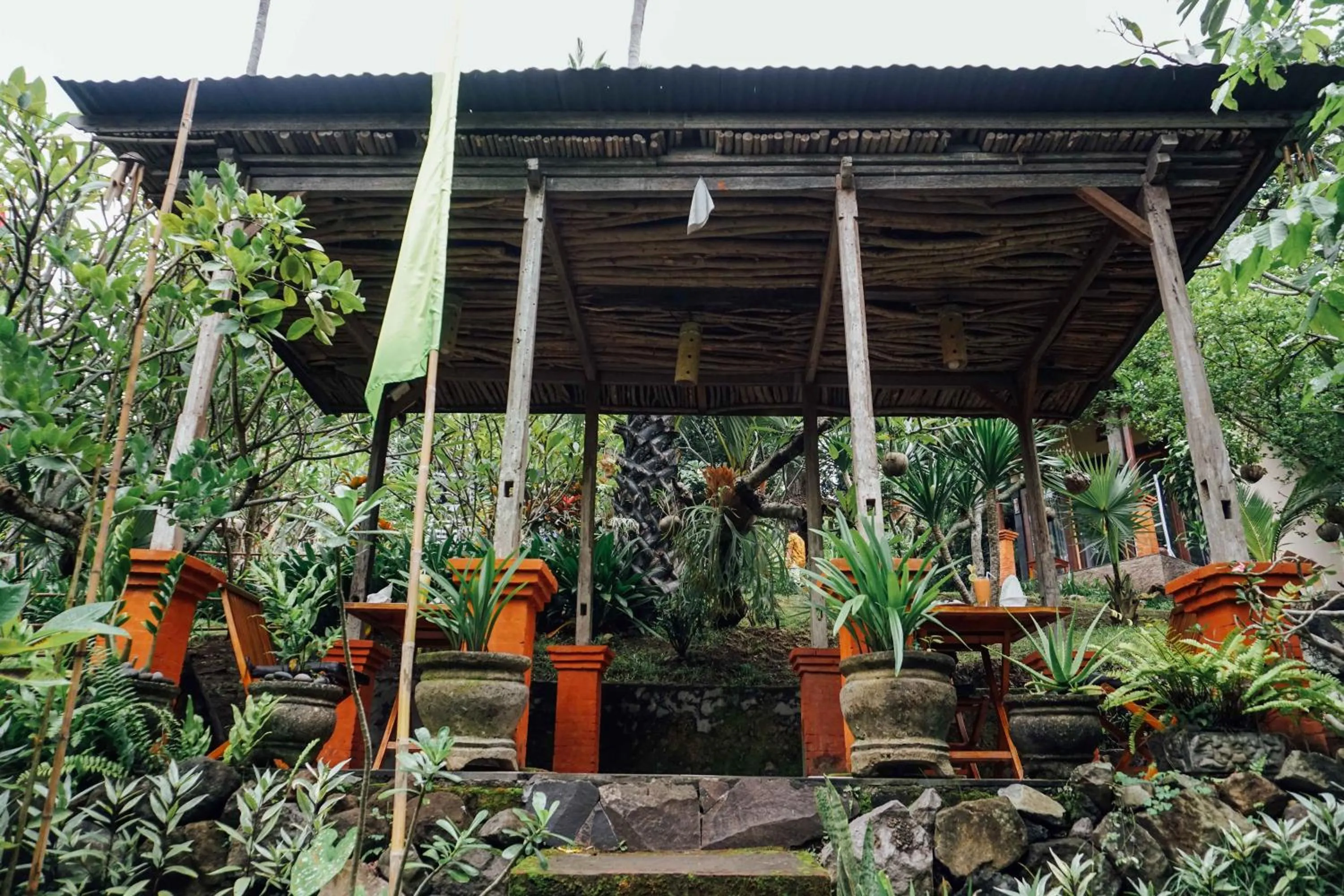 Restaurant/places to eat in Jepun Didulu Cottages