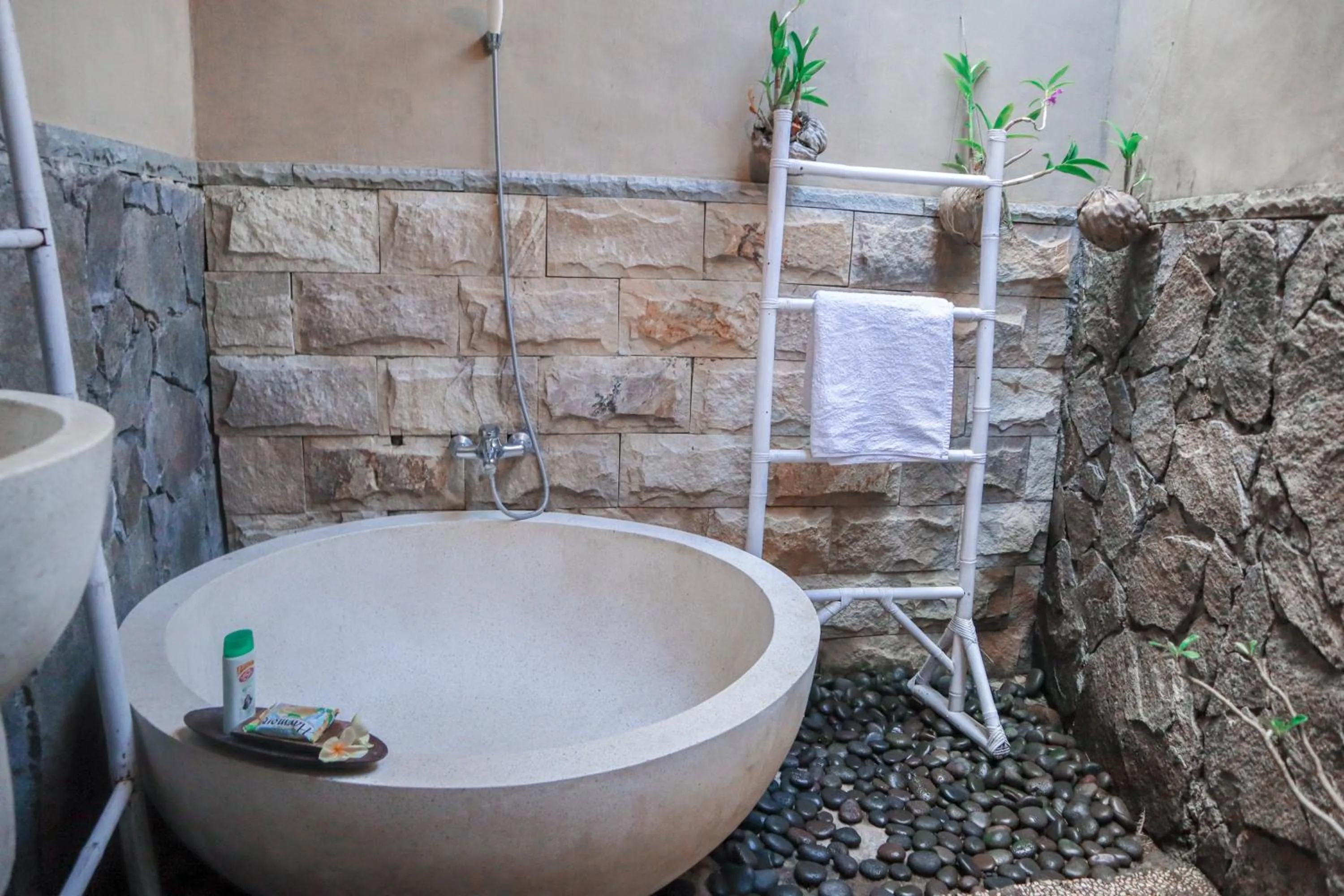 Bathroom in Jepun Didulu Cottages