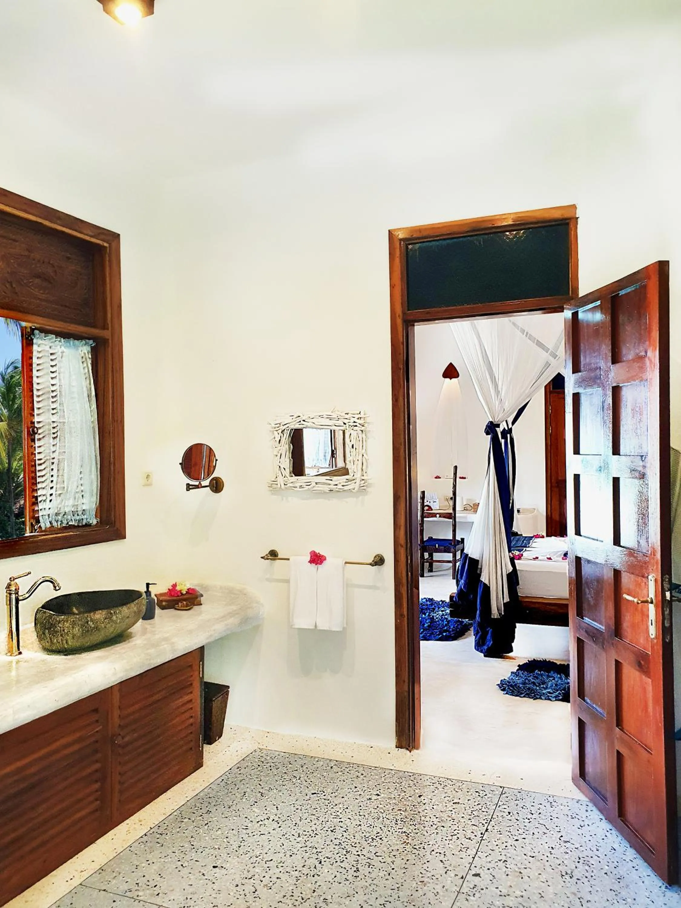 Bathroom, Bed in Boutique Hotel Matlai