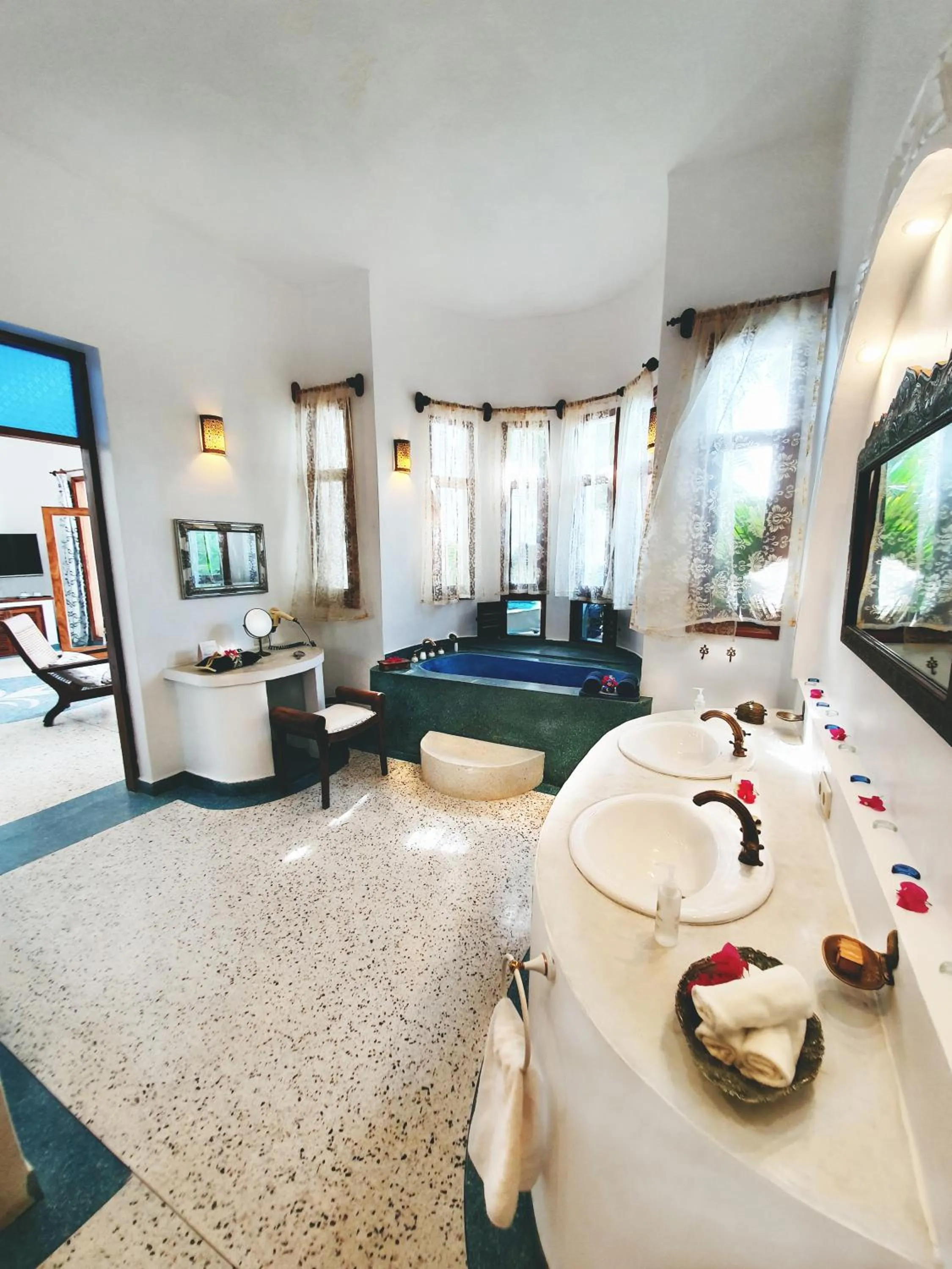 Bathroom in Boutique Hotel Matlai