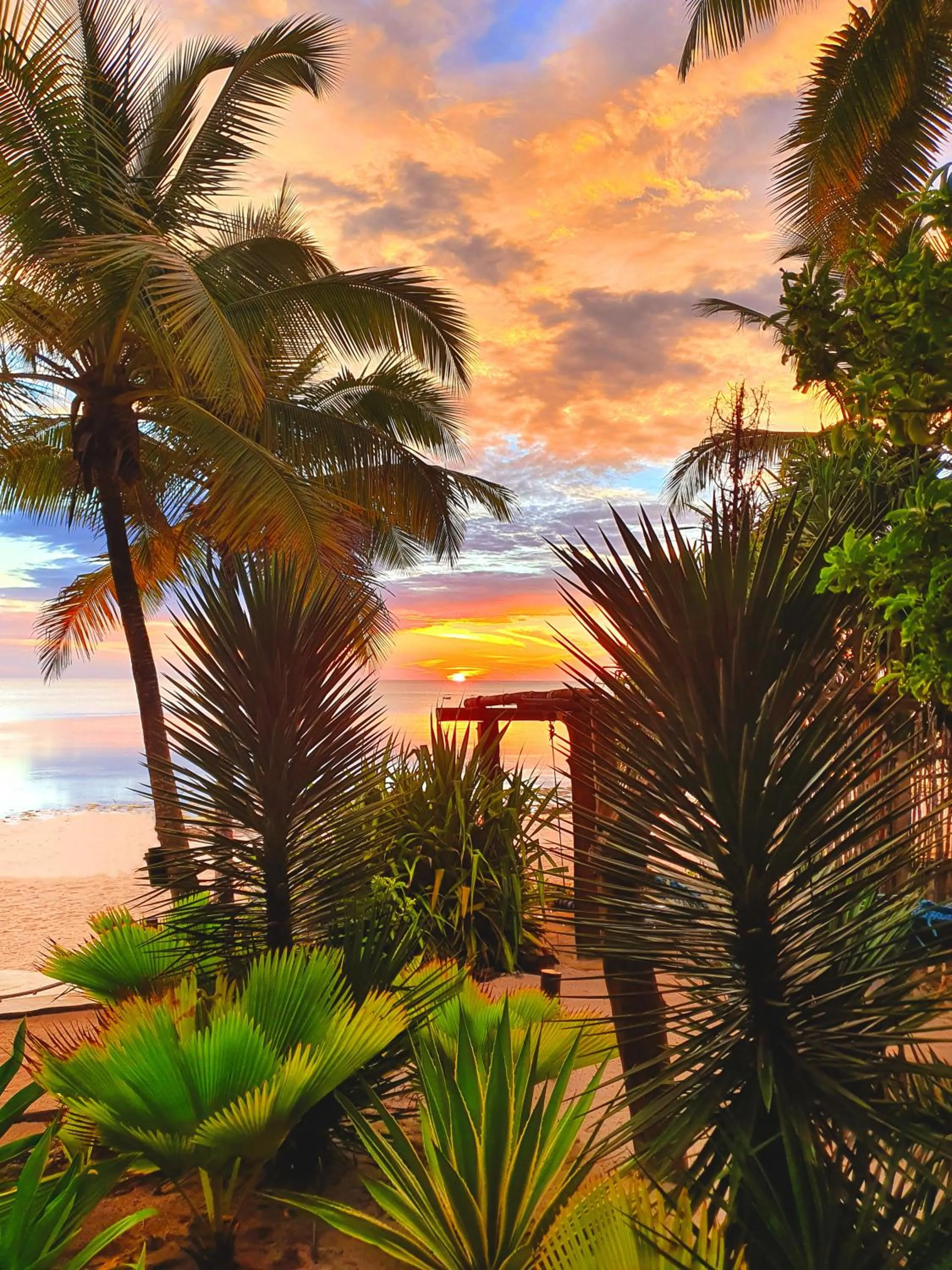 Sunrise in Boutique Hotel Matlai