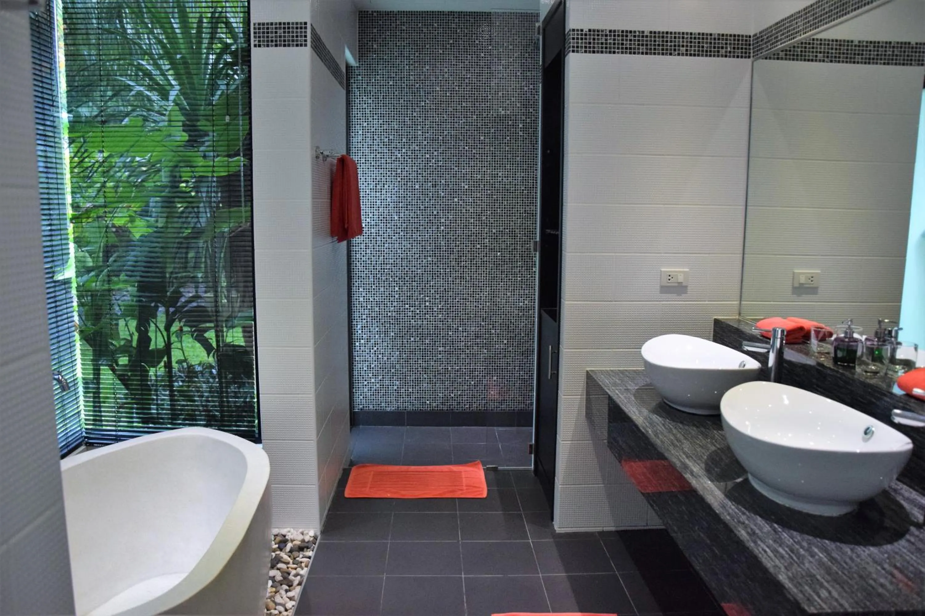 Bathroom in Eden Villa Phuket