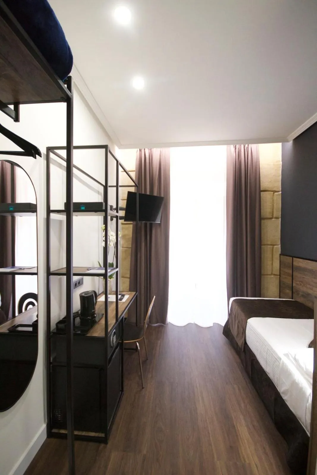 TV and multimedia, Bed in Hotel BH San Francisco Alicante