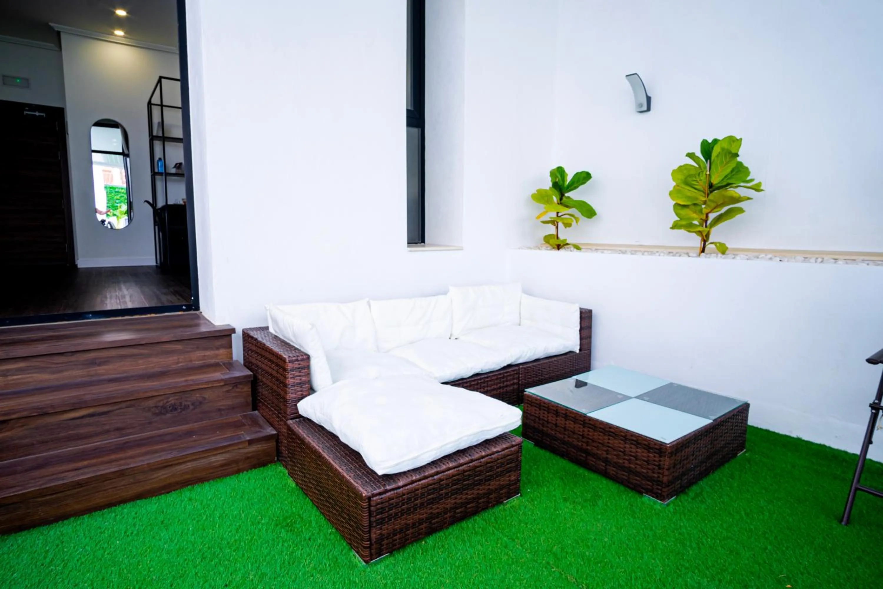 Living room, Bed in Hotel BH San Francisco Alicante