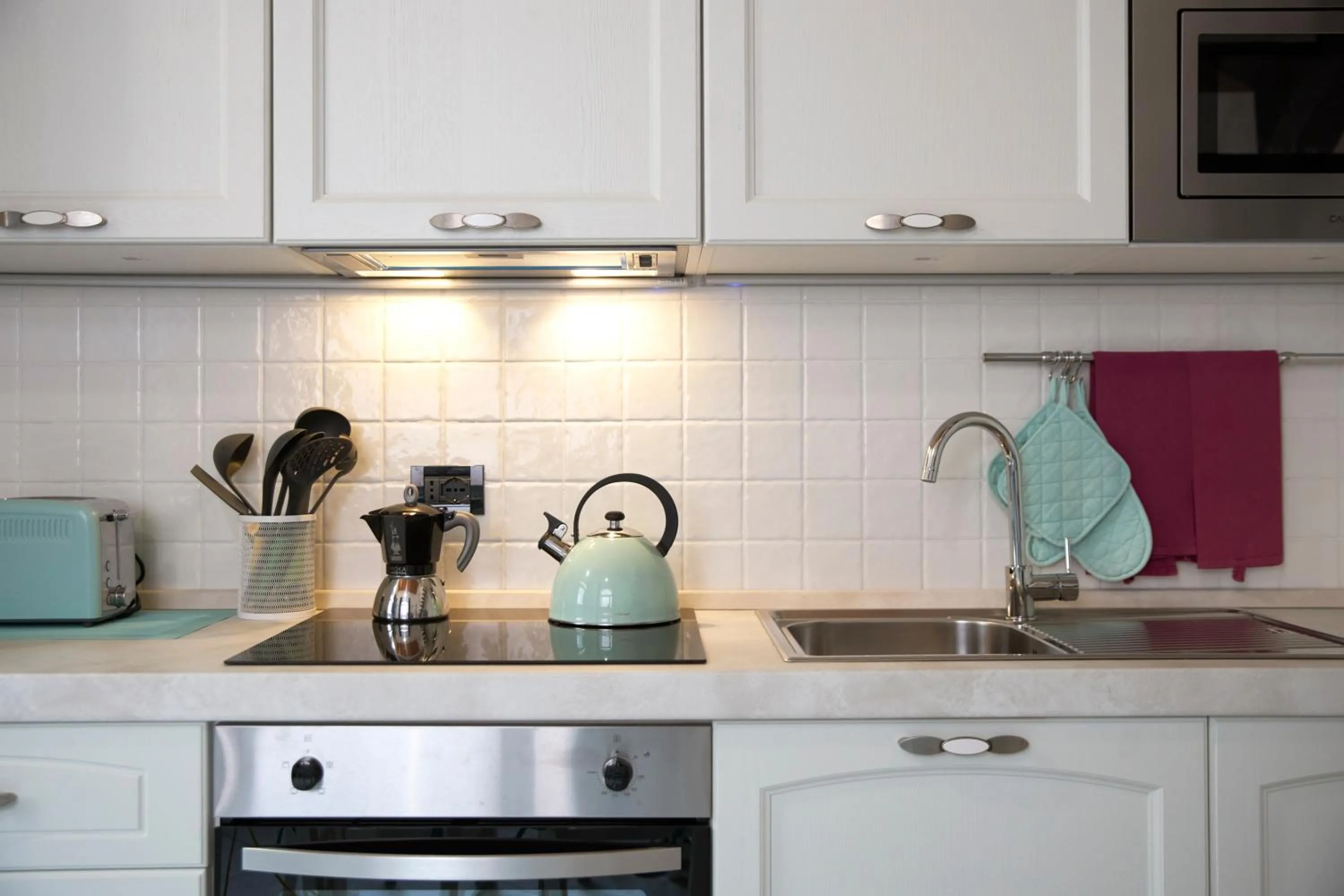 Coffee/tea facilities in Stella Marina 6