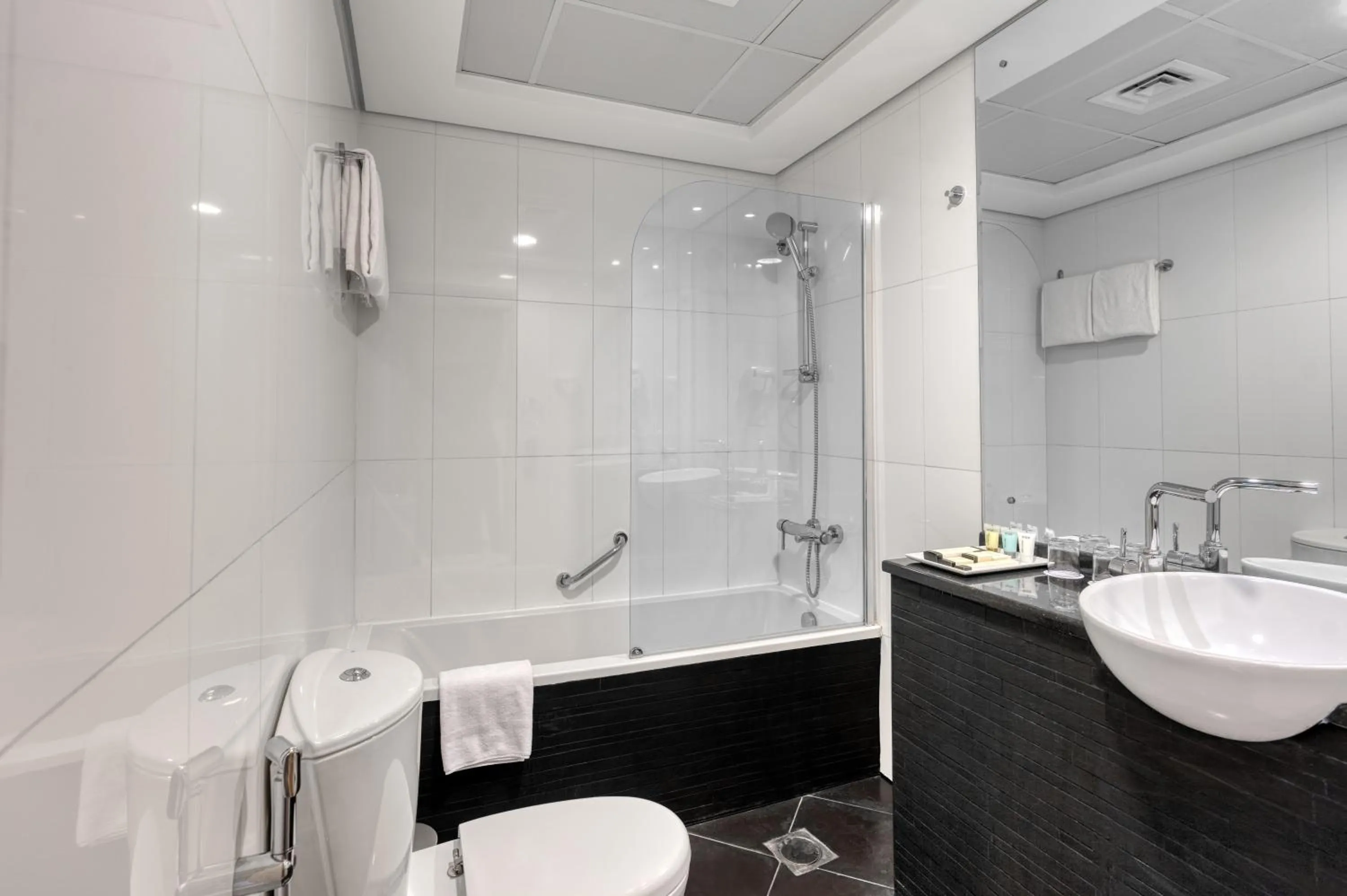Bathroom in Grand Heights Dubai Hotel Apartments