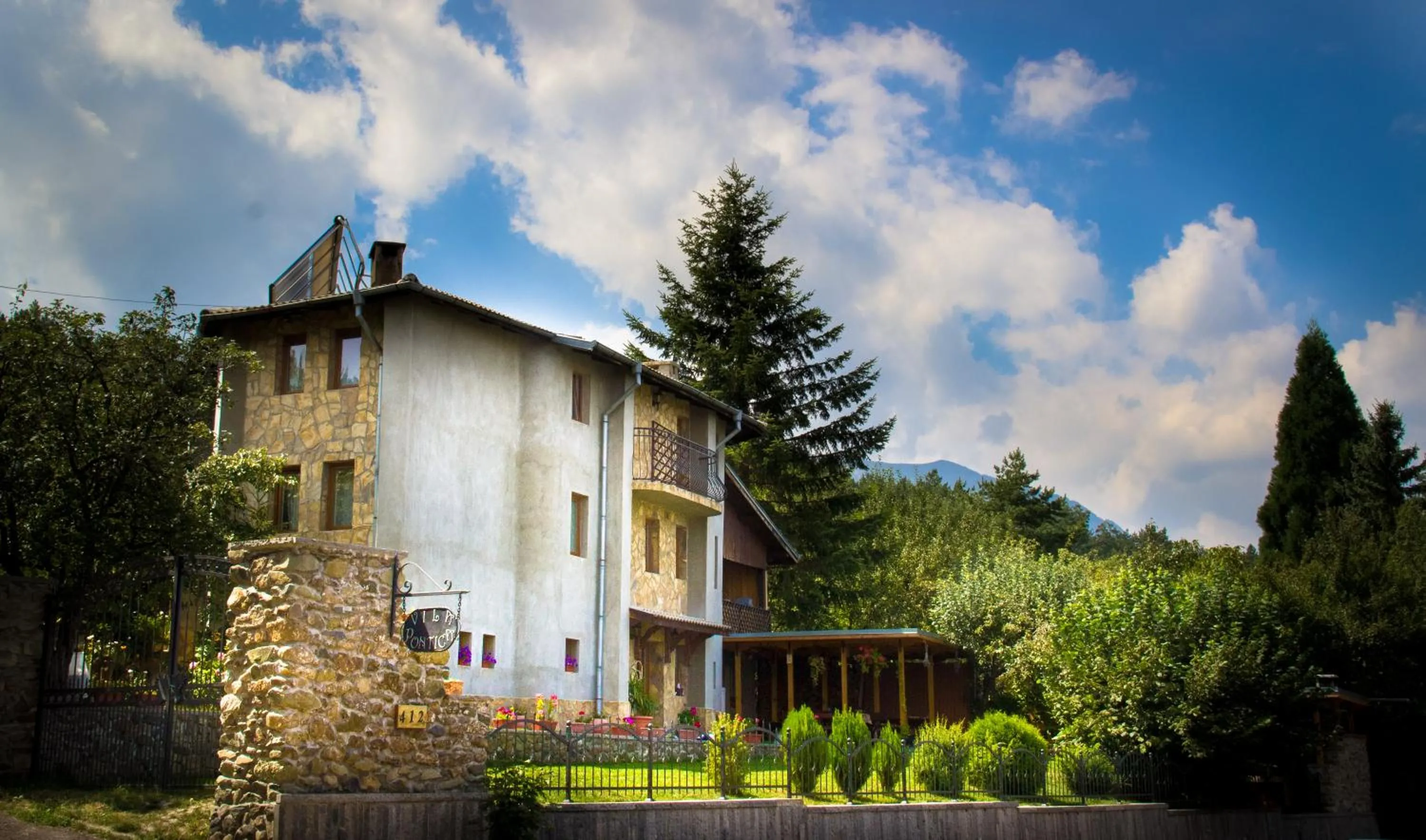 Villa Pontica