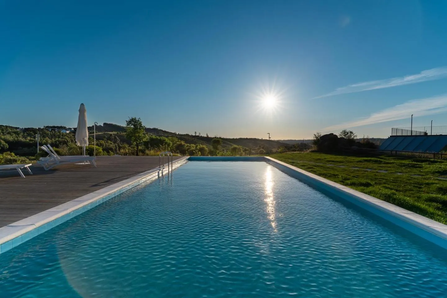Swimming pool in Gavião Nature Village