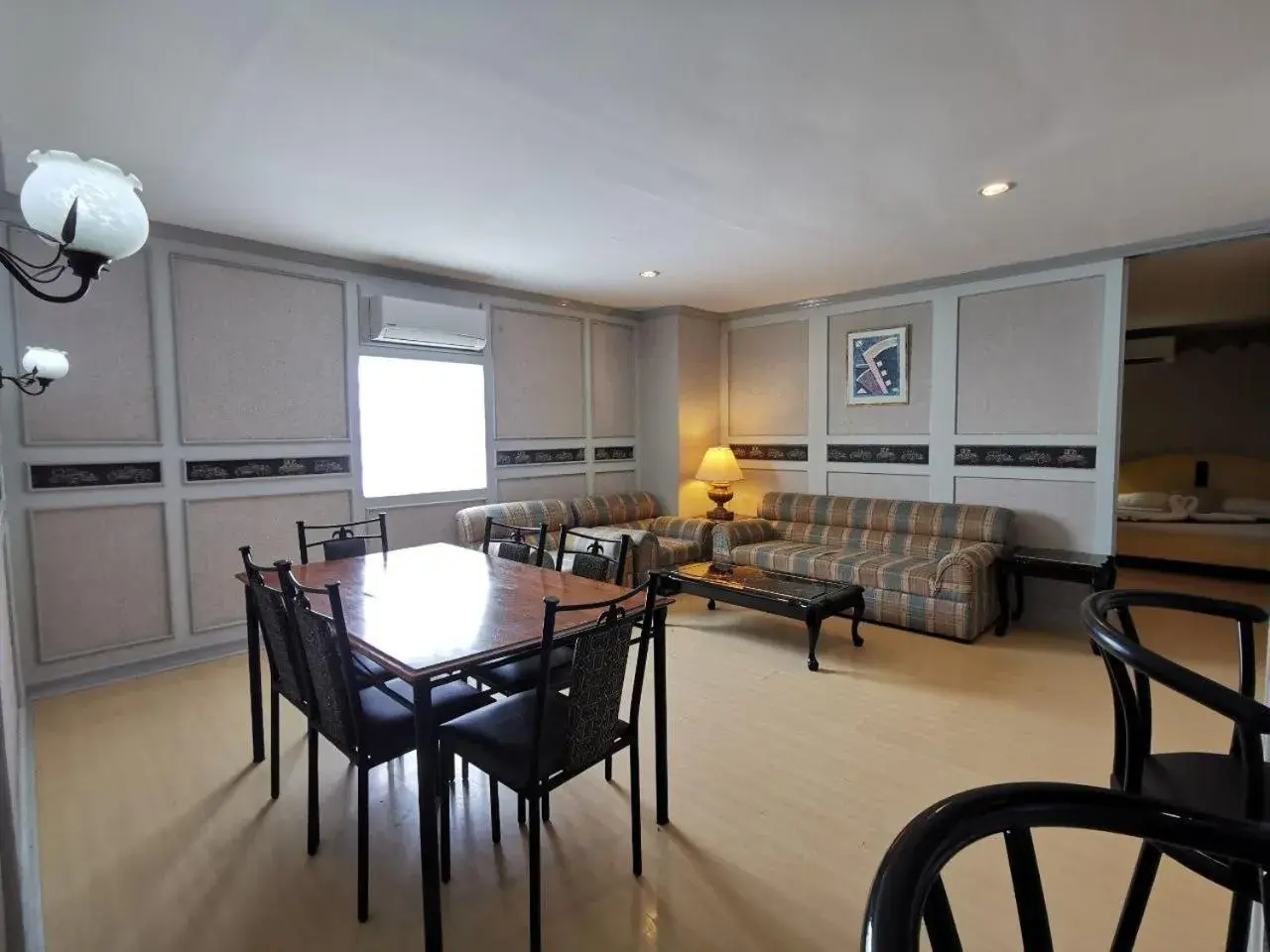 Holiday Plaza Hotel - Cebu Holiday Plaza Hotel - Cebu