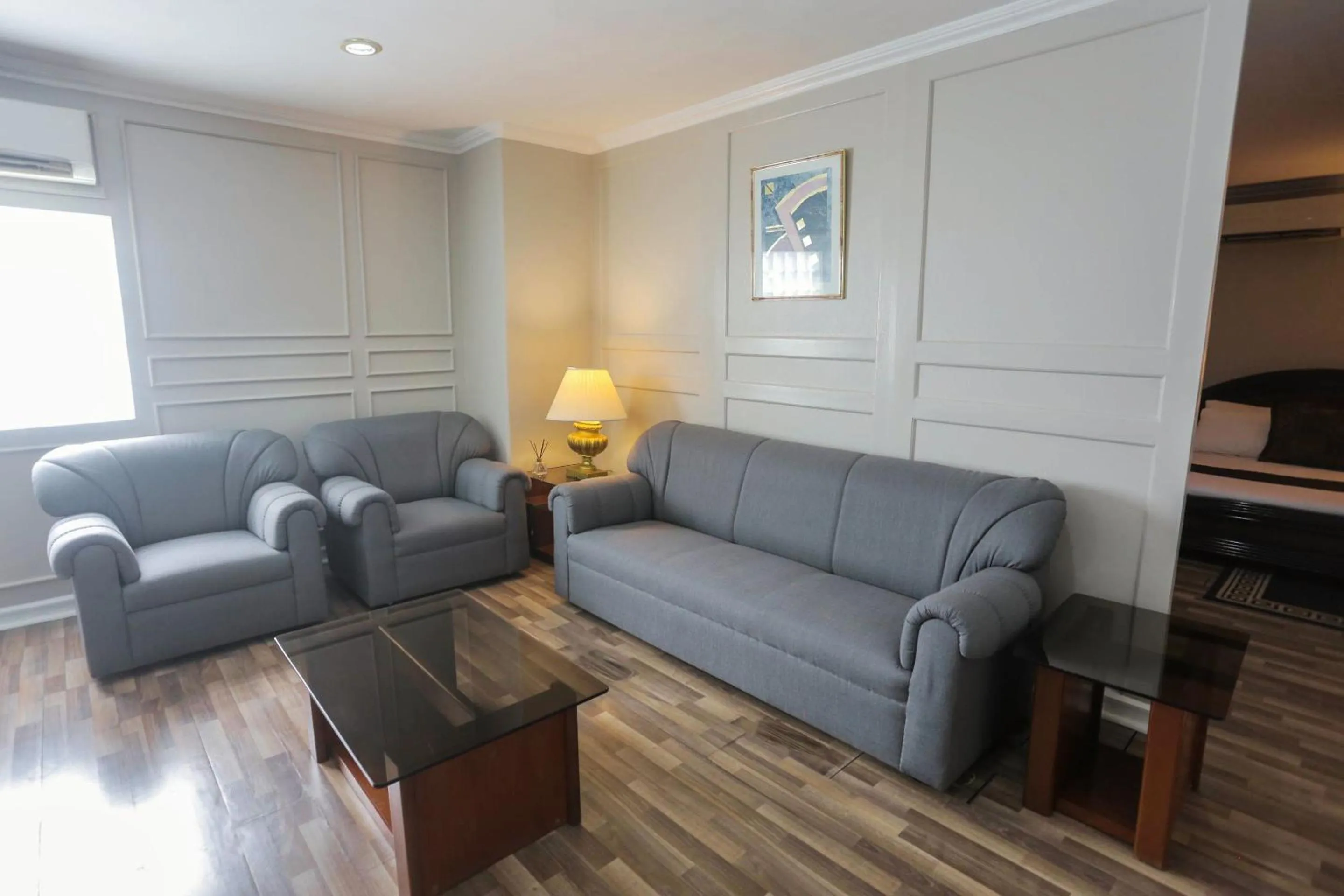 Living room in Holiday Plaza Hotel - Cebu