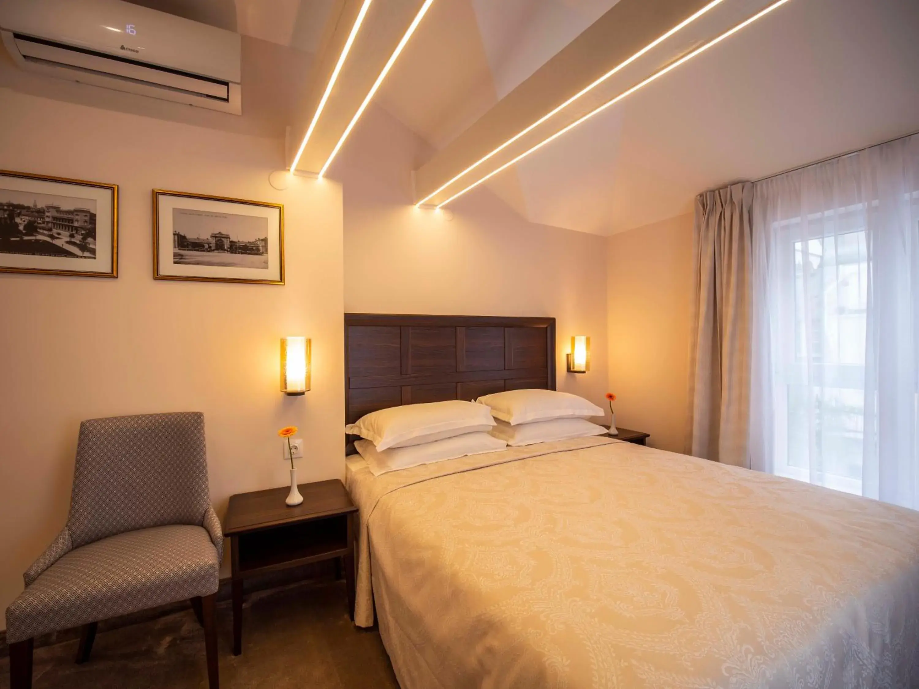 Relaxing Double Room in The Moon Boutique Hotel Relaxing Double Room in The Moon Boutique Hotel