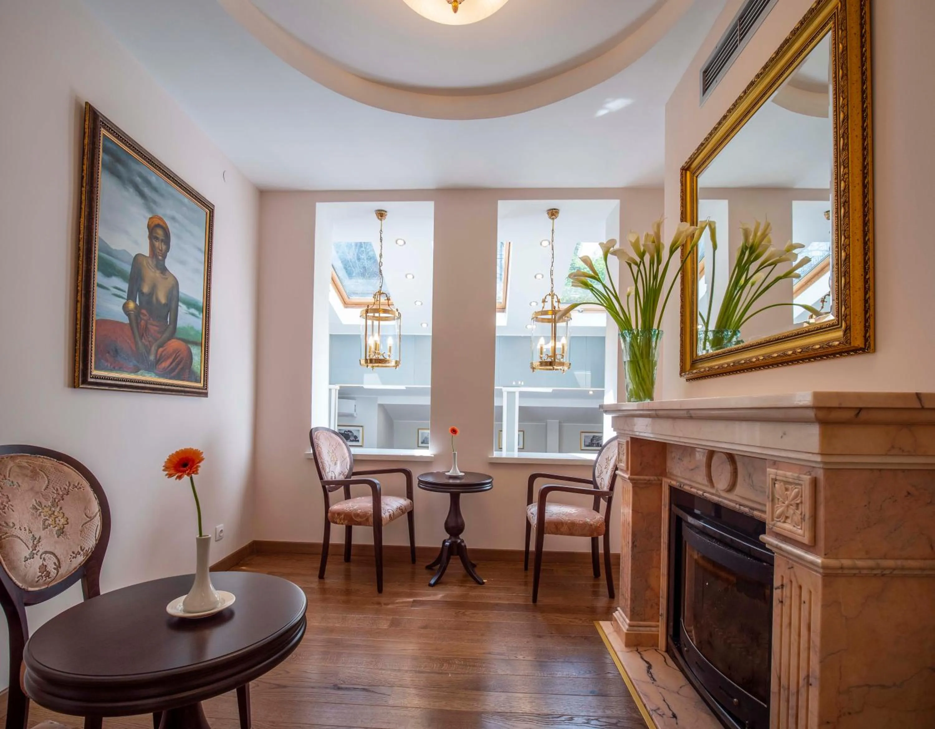 Communal lounge/ TV room in The Moon Boutique Hotel