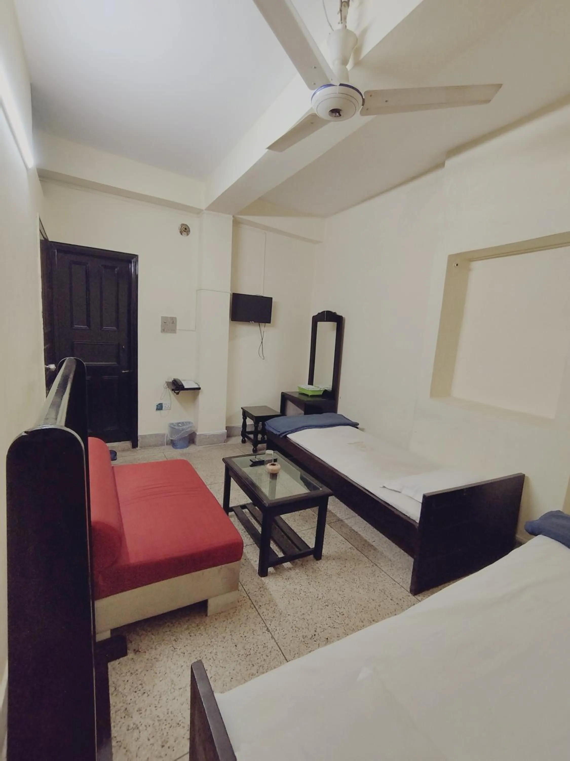 Bedroom, Bed in Hotel Hoque Tower International