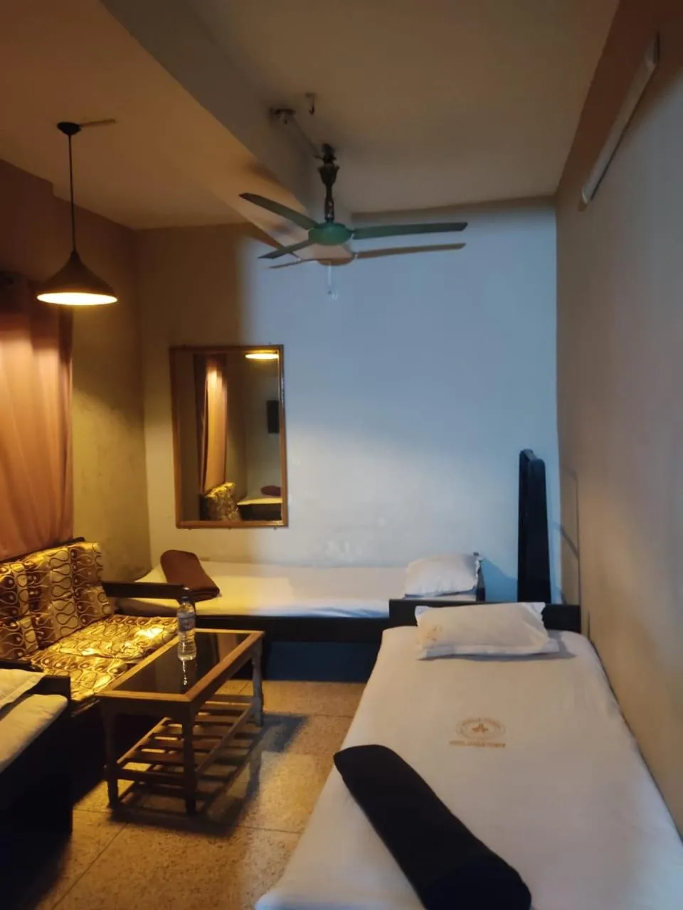 Bed in Hotel Hoque Tower International