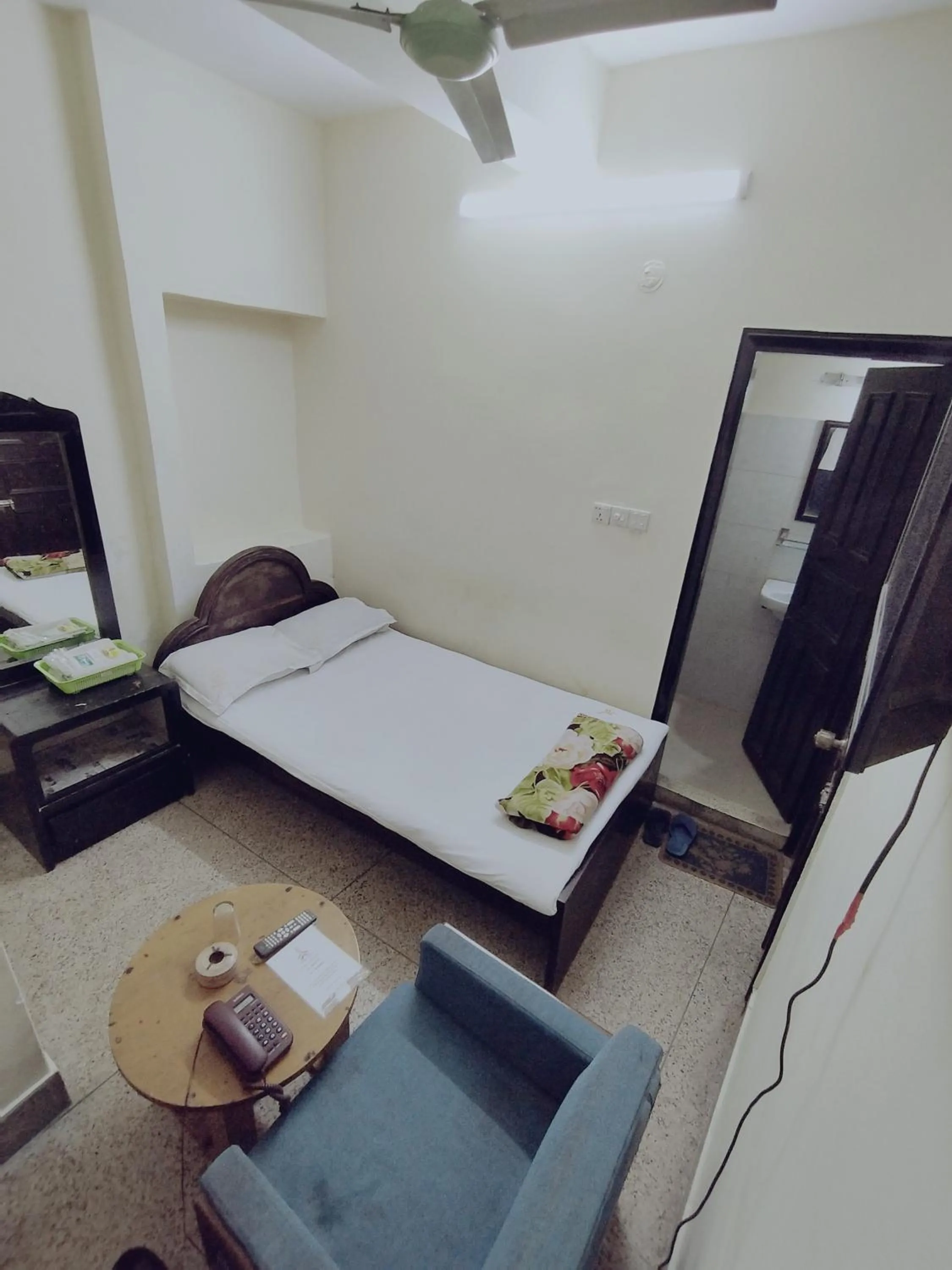 Bedroom, Bed in Hotel Hoque Tower International