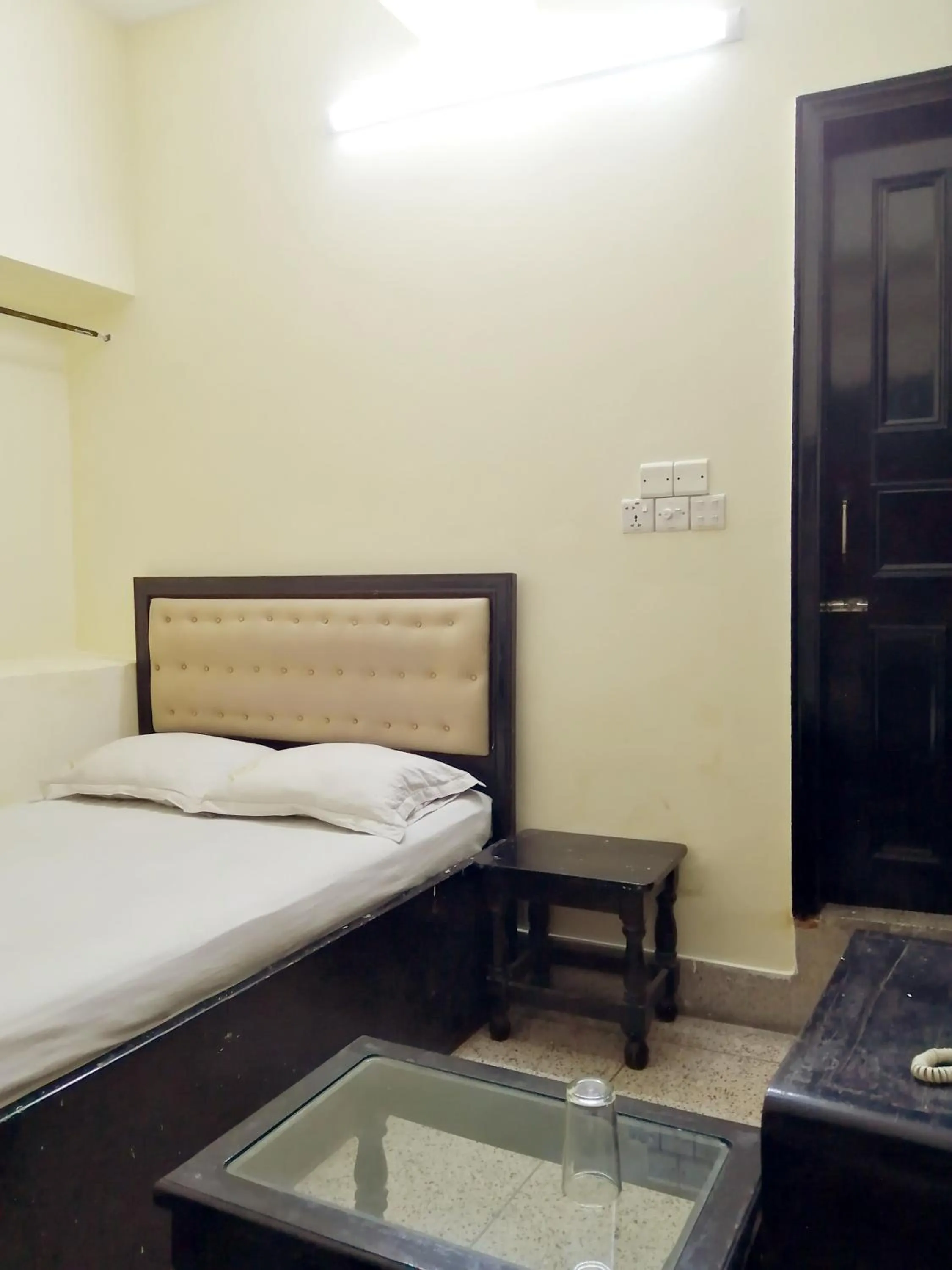 Bedroom, Bed in Hotel Hoque Tower International