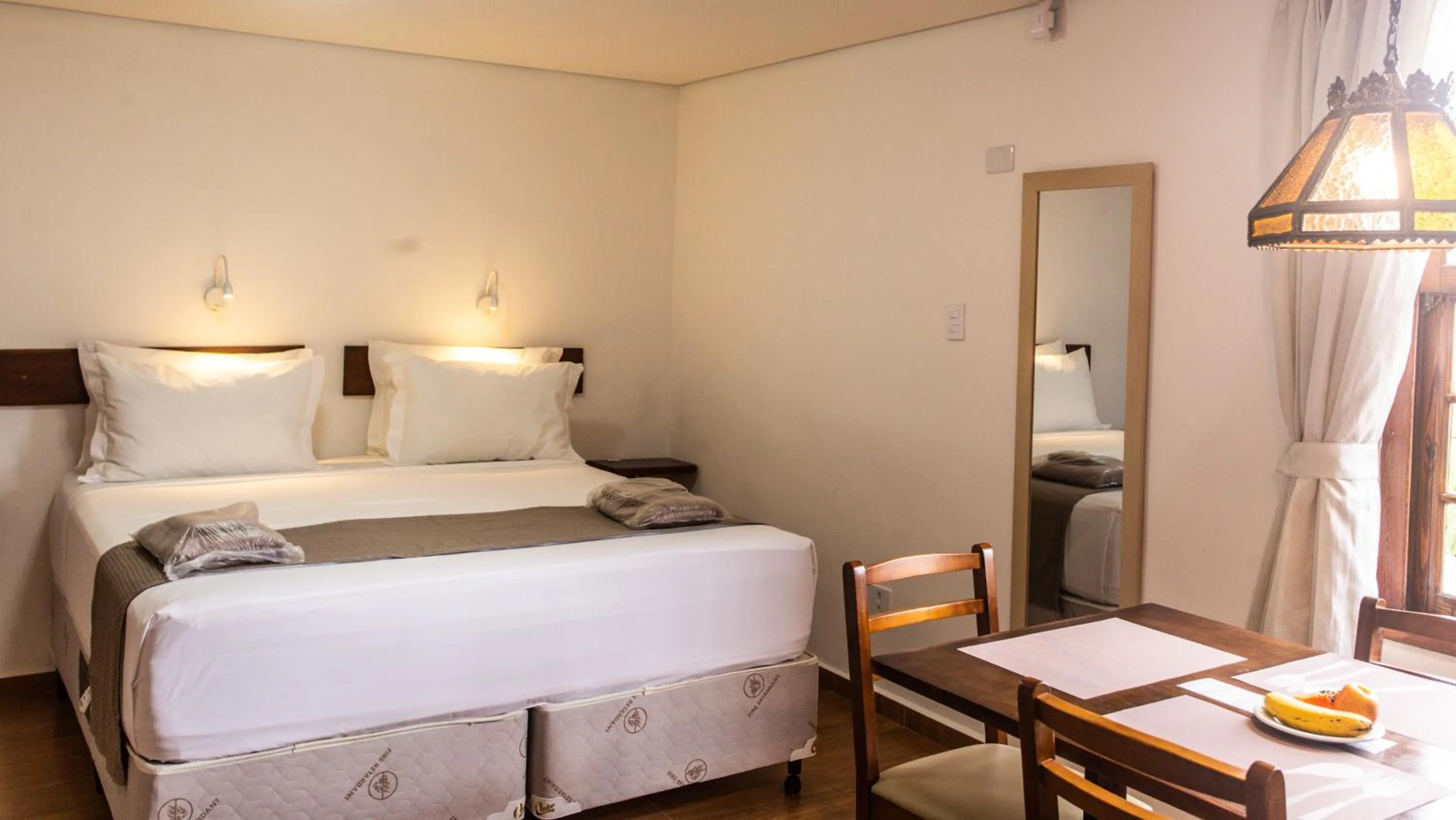 Bed in Hotel Chalet Monet - Granja Vianna