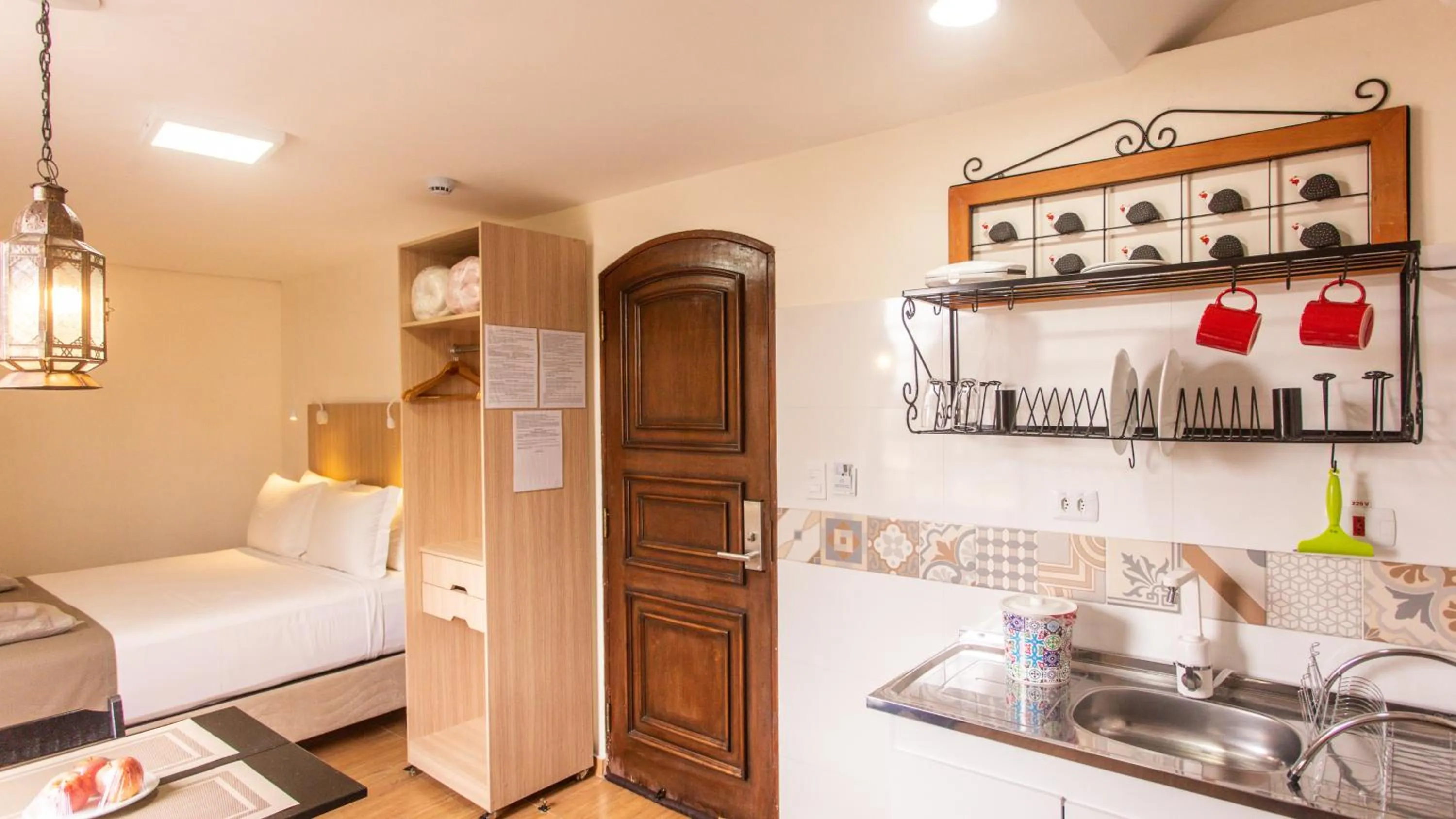 Photo of the whole room, Bed in Hotel Chalet Monet - Granja Vianna