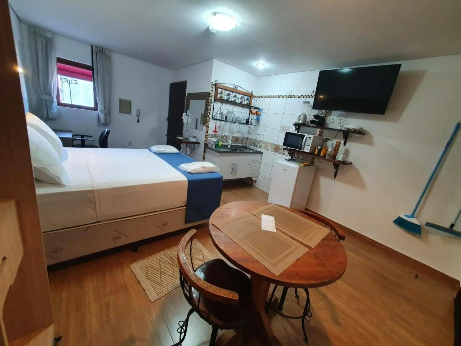 View (from property/room), Bed in Hotel Chalet Monet - Granja Vianna