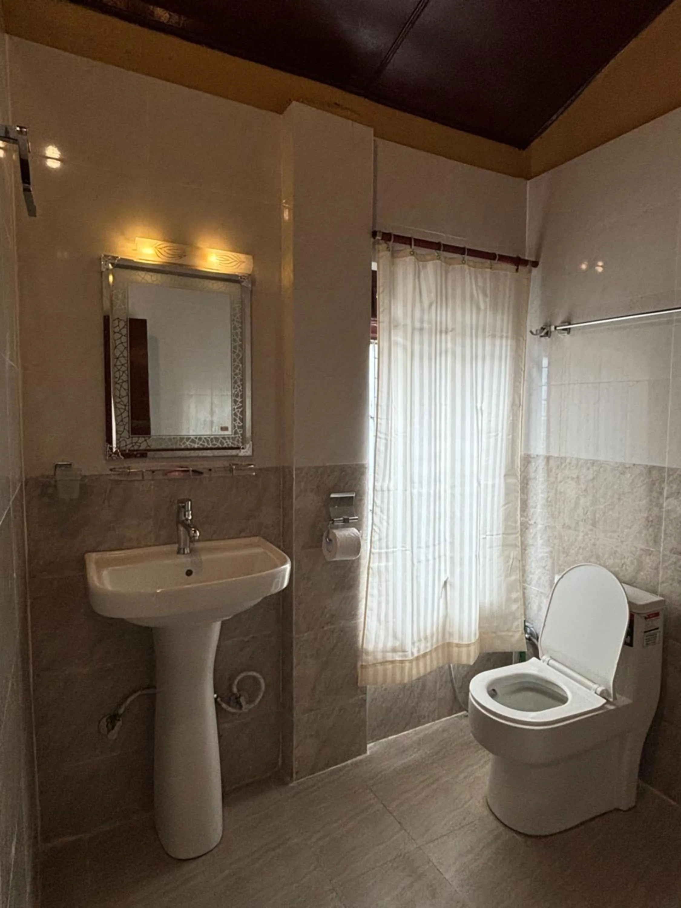 Toilet in Travellers Jungle Camp-Sauraha